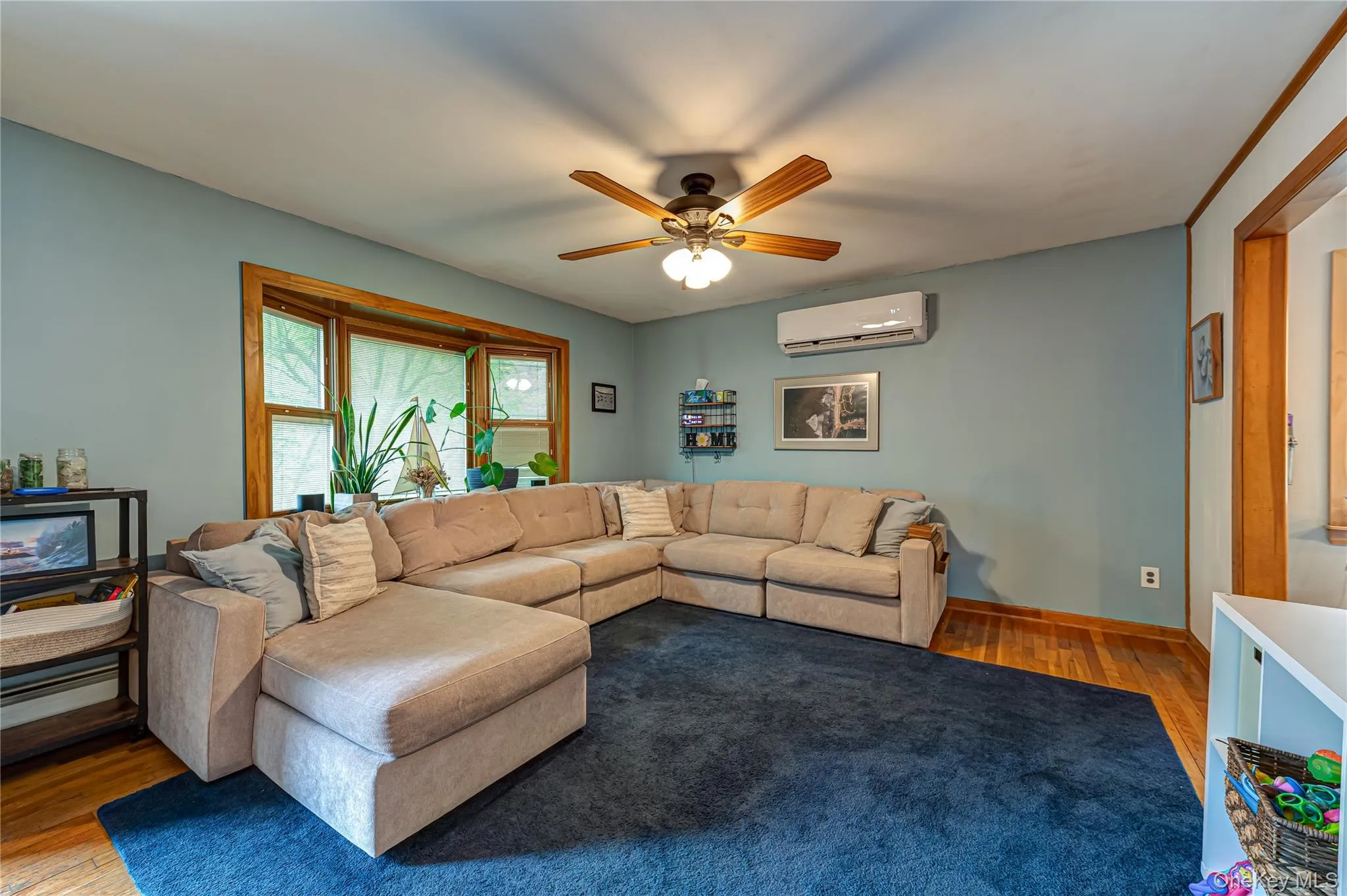 23 Oak Street, Brookhaven, NY, 3 Bedrooms Bedrooms, 7 Rooms Rooms,1 BathroomBathrooms,Residential,For Rent,Oak,0,KEY1016920 23 Oak Street, Brookhaven, NY, 3 Bedrooms Bedrooms, 7 Rooms Rooms,1 BathroomBathrooms,Residential,For Rent,Oak,0,KEY1016920
