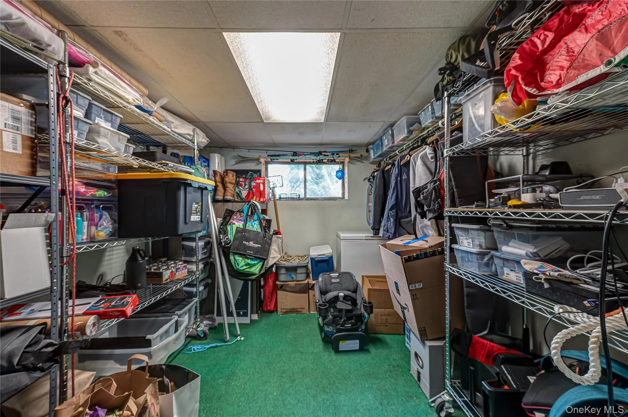 23 Oak Street, Brookhaven, NY, 3 Bedrooms Bedrooms, 7 Rooms Rooms,1 BathroomBathrooms,Residential,For Rent,Oak,0,KEY1016920 23 Oak Street, Brookhaven, NY, 3 Bedrooms Bedrooms, 7 Rooms Rooms,1 BathroomBathrooms,Residential,For Rent,Oak,0,KEY1016920