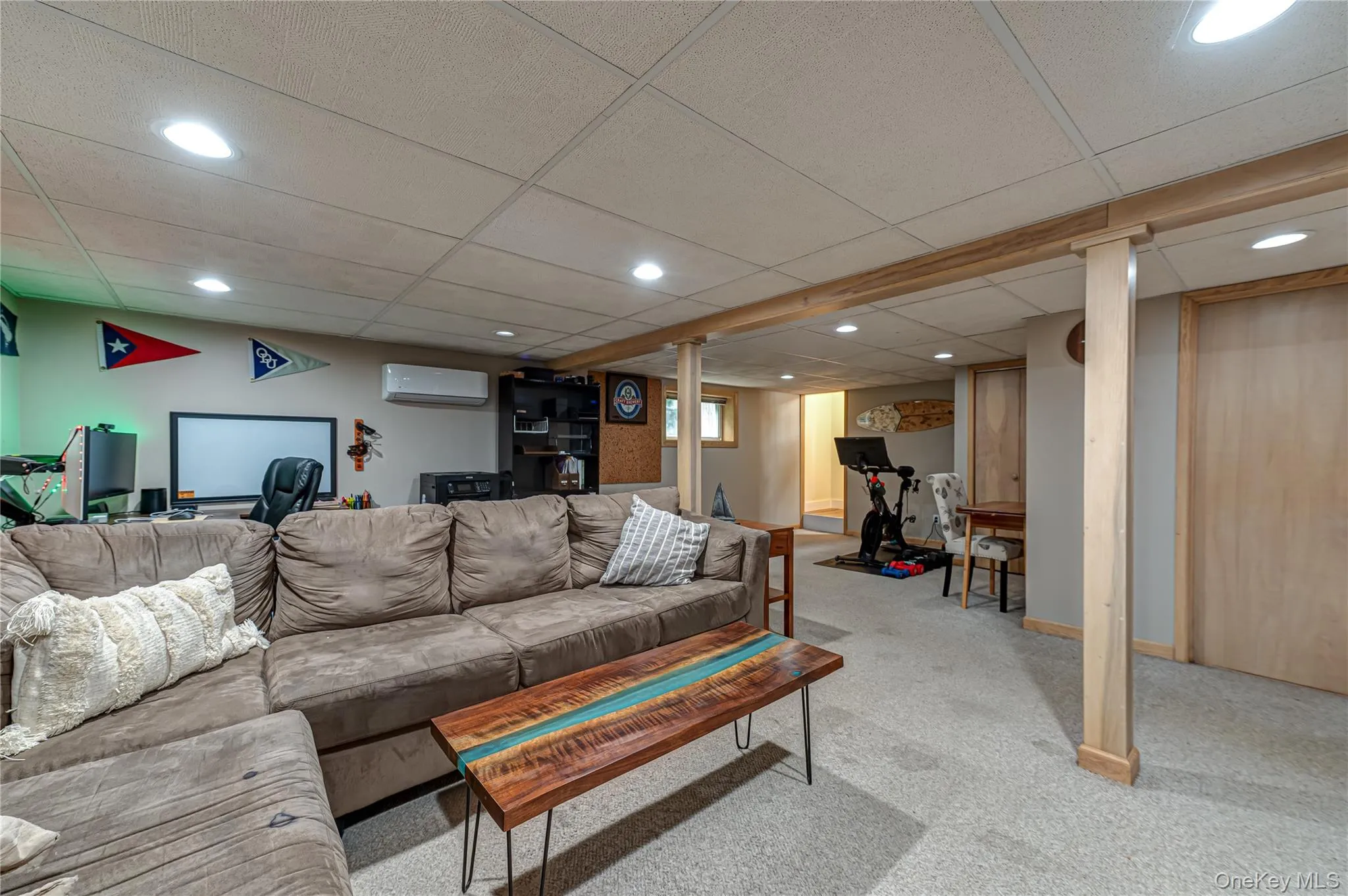 23 Oak Street, Brookhaven, NY, 3 Bedrooms Bedrooms, 7 Rooms Rooms,1 BathroomBathrooms,Residential,For Rent,Oak,0,KEY1016920 23 Oak Street, Brookhaven, NY, 3 Bedrooms Bedrooms, 7 Rooms Rooms,1 BathroomBathrooms,Residential,For Rent,Oak,0,KEY1016920