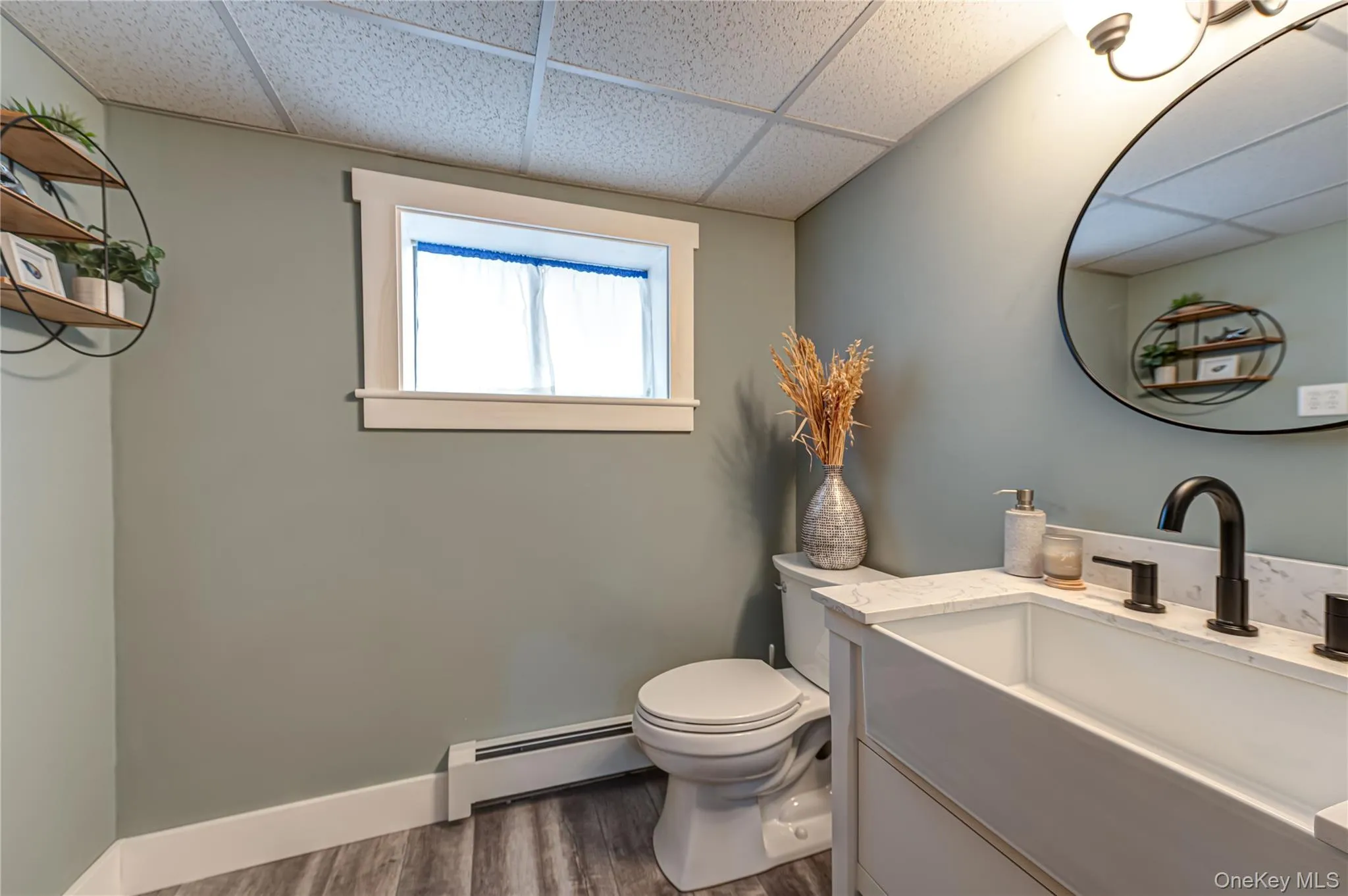 23 Oak Street, Brookhaven, NY, 3 Bedrooms Bedrooms, 7 Rooms Rooms,1 BathroomBathrooms,Residential,For Rent,Oak,0,KEY1016920 23 Oak Street, Brookhaven, NY, 3 Bedrooms Bedrooms, 7 Rooms Rooms,1 BathroomBathrooms,Residential,For Rent,Oak,0,KEY1016920