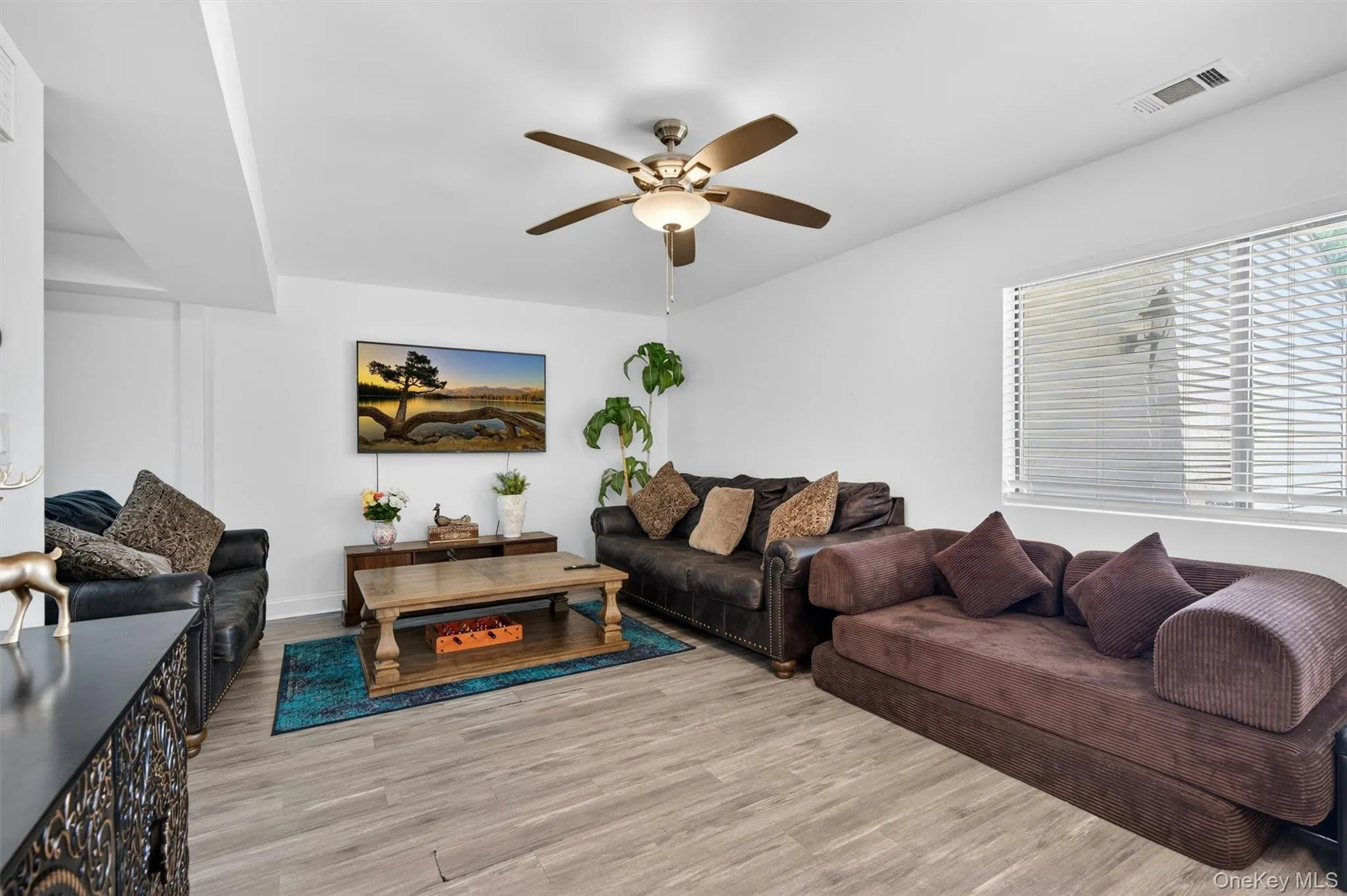 202 Concord Lane, Middletown, NY, 3 Bedrooms Bedrooms, 10 Rooms Rooms,2 BathroomsBathrooms,Residential Lease,For Rent,Concord,0,1016921 202 Concord Lane, Middletown, NY, 3 Bedrooms Bedrooms, 10 Rooms Rooms,2 BathroomsBathrooms,Residential Lease,For Rent,Concord,0,1016921
