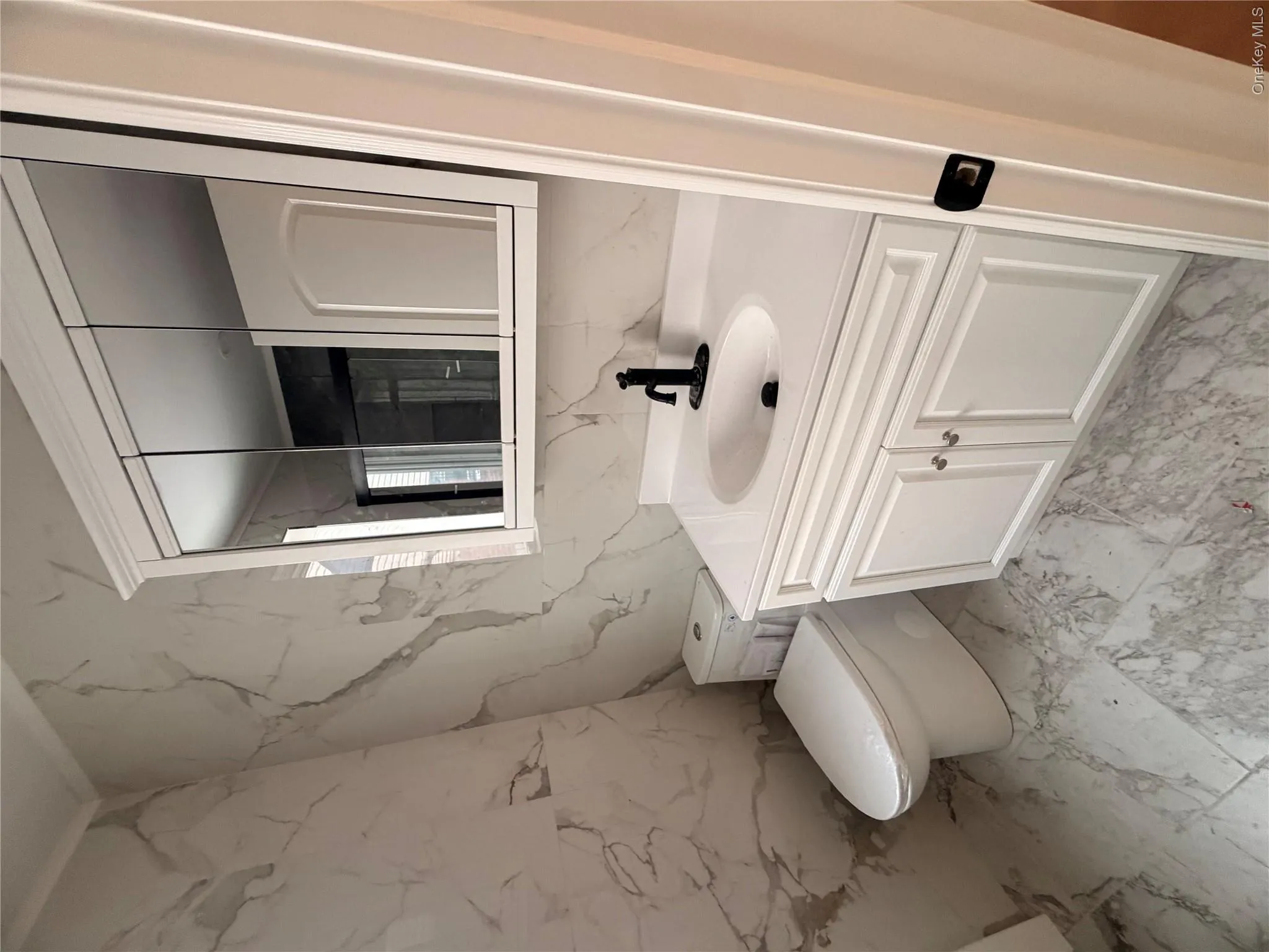 164-16 75th Road, New York, NY, 3 Bedrooms Bedrooms, 7 Rooms Rooms,2 BathroomsBathrooms,Residential Lease,For Rent,75th,0,1016927 164-16 75th Road, New York, NY, 3 Bedrooms Bedrooms, 7 Rooms Rooms,2 BathroomsBathrooms,Residential Lease,For Rent,75th,0,1016927