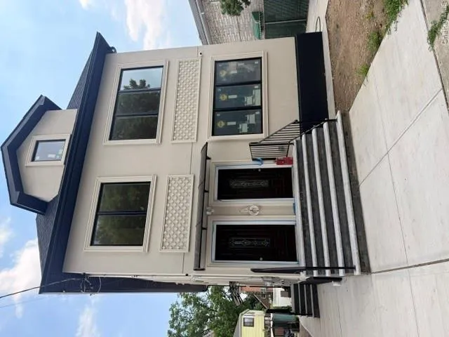 164-16 75th Road, New York, NY, 3 Bedrooms Bedrooms, 7 Rooms Rooms,2 BathroomsBathrooms,Residential Lease,For Rent,75th,0,1016927 164-16 75th Road, New York, NY, 3 Bedrooms Bedrooms, 7 Rooms Rooms,2 BathroomsBathrooms,Residential Lease,For Rent,75th,0,1016927