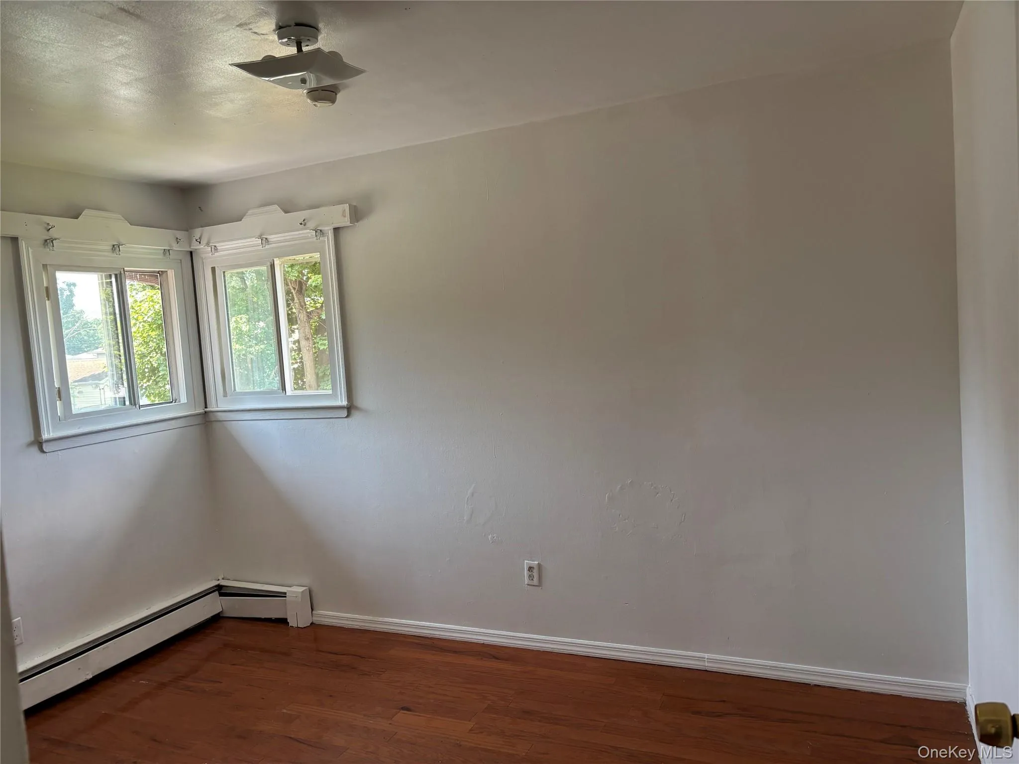 2 Musette Place, Babylon, NY, 3 Bedrooms Bedrooms, 6 Rooms Rooms,1 BathroomBathrooms,Residential Lease,For Rent,Musette,0,1016928 2 Musette Place, Babylon, NY, 3 Bedrooms Bedrooms, 6 Rooms Rooms,1 BathroomBathrooms,Residential Lease,For Rent,Musette,0,1016928