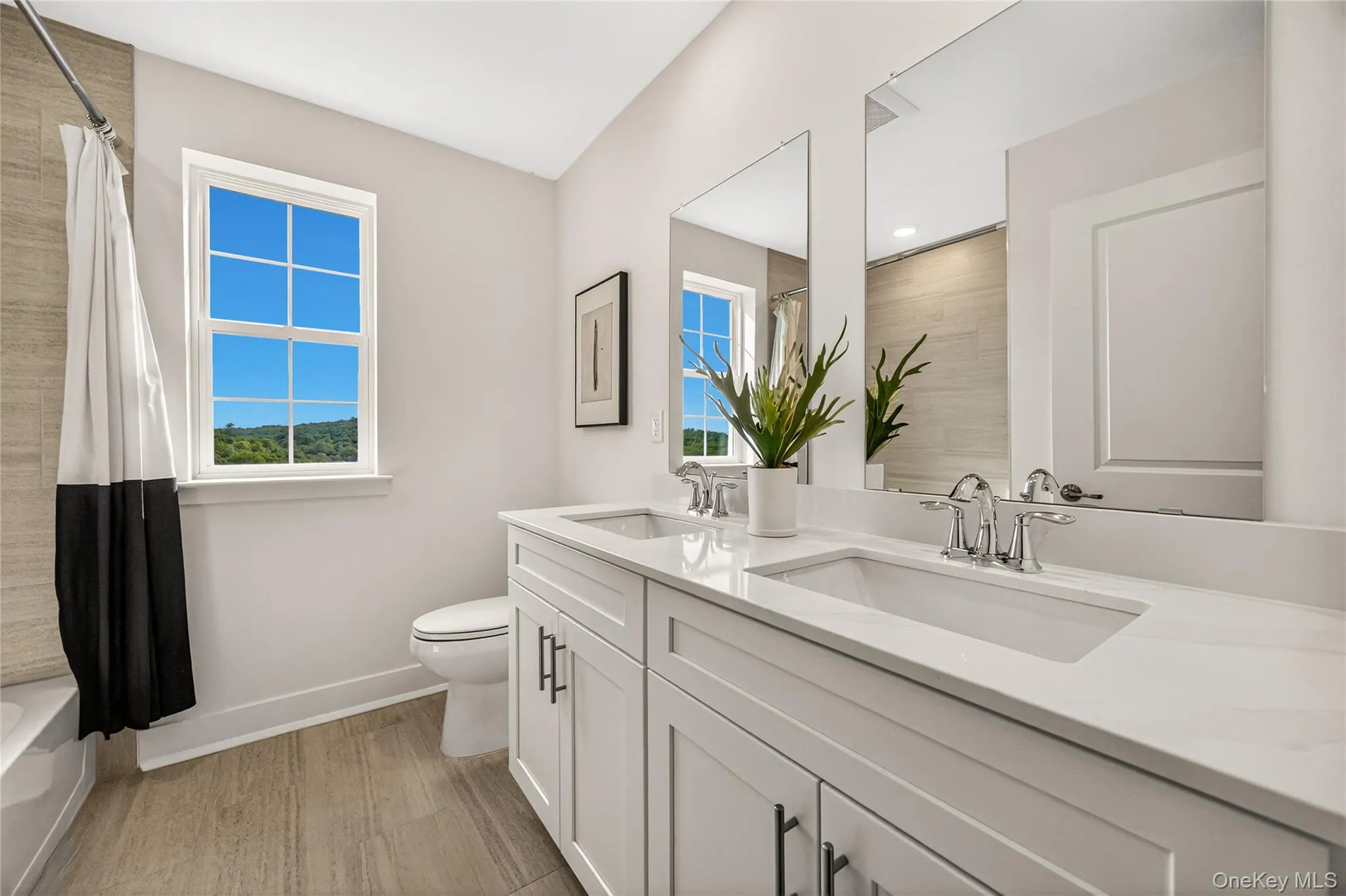 Master Bathroom Master Bathroom