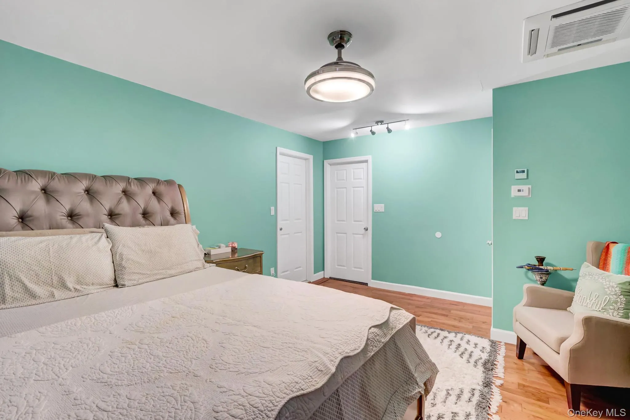 301 Oak Neck Road, Islip, NY, 3 Bedrooms Bedrooms, 7 Rooms Rooms,2 BathroomsBathrooms,Residential,For Rent,Oak Neck,0,KEY1016930 301 Oak Neck Road, Islip, NY, 3 Bedrooms Bedrooms, 7 Rooms Rooms,2 BathroomsBathrooms,Residential,For Rent,Oak Neck,0,KEY1016930