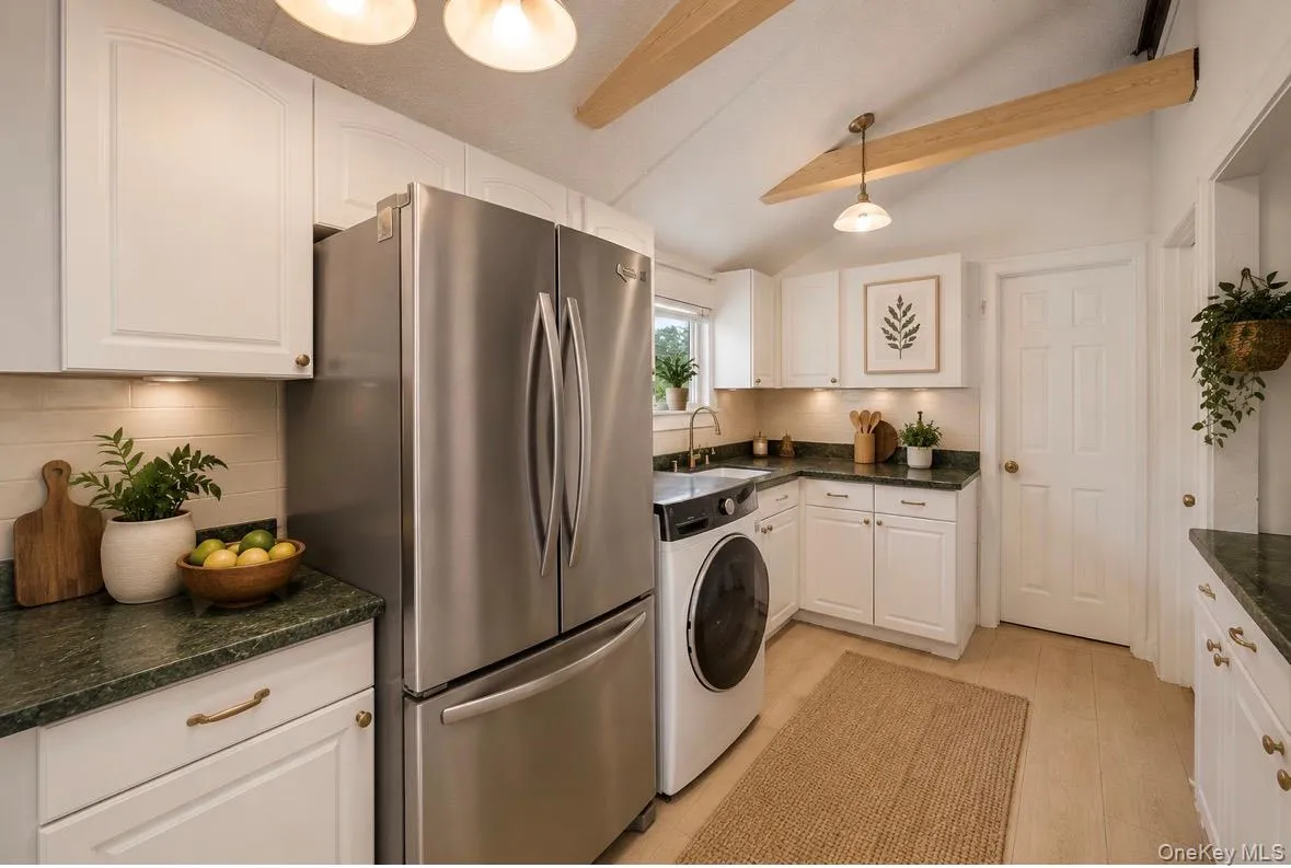 57 pennyfield cp, New York, NY, 3 Bedrooms Bedrooms, 4 Rooms Rooms,1 BathroomBathrooms,Residential,For Rent,pennyfield cp,0,1016933 57 pennyfield cp, New York, NY, 3 Bedrooms Bedrooms, 4 Rooms Rooms,1 BathroomBathrooms,Residential,For Rent,pennyfield cp,0,1016933