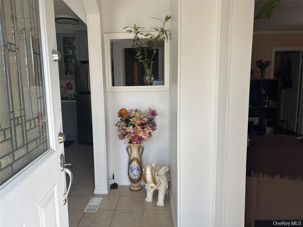 7 Catherine Court, Hempstead, NY, 4 Bedrooms Bedrooms, 7 Rooms Rooms,2 BathroomsBathrooms,Residential,For Rent,Catherine,0,1016937 7 Catherine Court, Hempstead, NY, 4 Bedrooms Bedrooms, 7 Rooms Rooms,2 BathroomsBathrooms,Residential,For Rent,Catherine,0,1016937