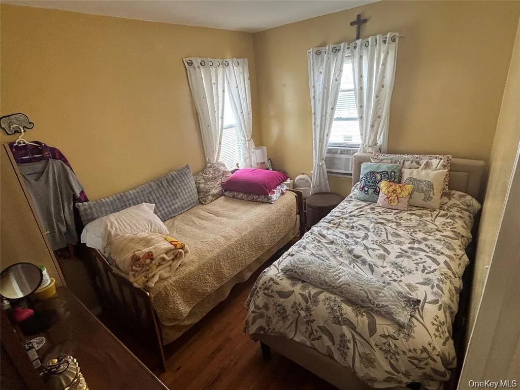 7 Catherine Court, Hempstead, NY, 4 Bedrooms Bedrooms, 7 Rooms Rooms,2 BathroomsBathrooms,Residential,For Rent,Catherine,0,1016937 7 Catherine Court, Hempstead, NY, 4 Bedrooms Bedrooms, 7 Rooms Rooms,2 BathroomsBathrooms,Residential,For Rent,Catherine,0,1016937