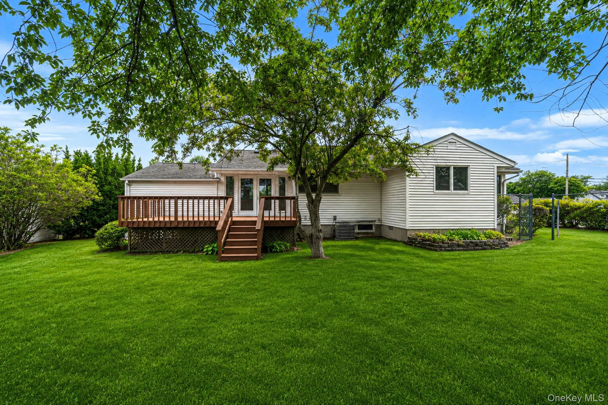 40 Cypress Street, Islip, NY, 3 Bedrooms Bedrooms, 8 Rooms Rooms,2 BathroomsBathrooms,Residential,For Rent,Cypress,0,1016939 40 Cypress Street, Islip, NY, 3 Bedrooms Bedrooms, 8 Rooms Rooms,2 BathroomsBathrooms,Residential,For Rent,Cypress,0,1016939