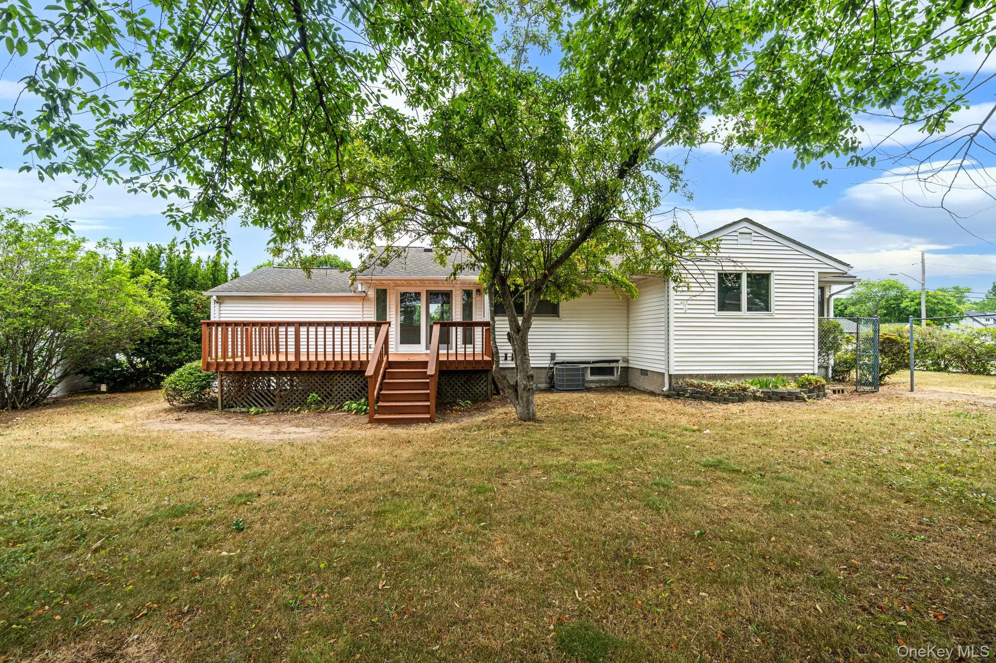 40 Cypress Street, Islip, NY, 3 Bedrooms Bedrooms, 8 Rooms Rooms,2 BathroomsBathrooms,Residential,For Rent,Cypress,0,1016939 40 Cypress Street, Islip, NY, 3 Bedrooms Bedrooms, 8 Rooms Rooms,2 BathroomsBathrooms,Residential,For Rent,Cypress,0,1016939