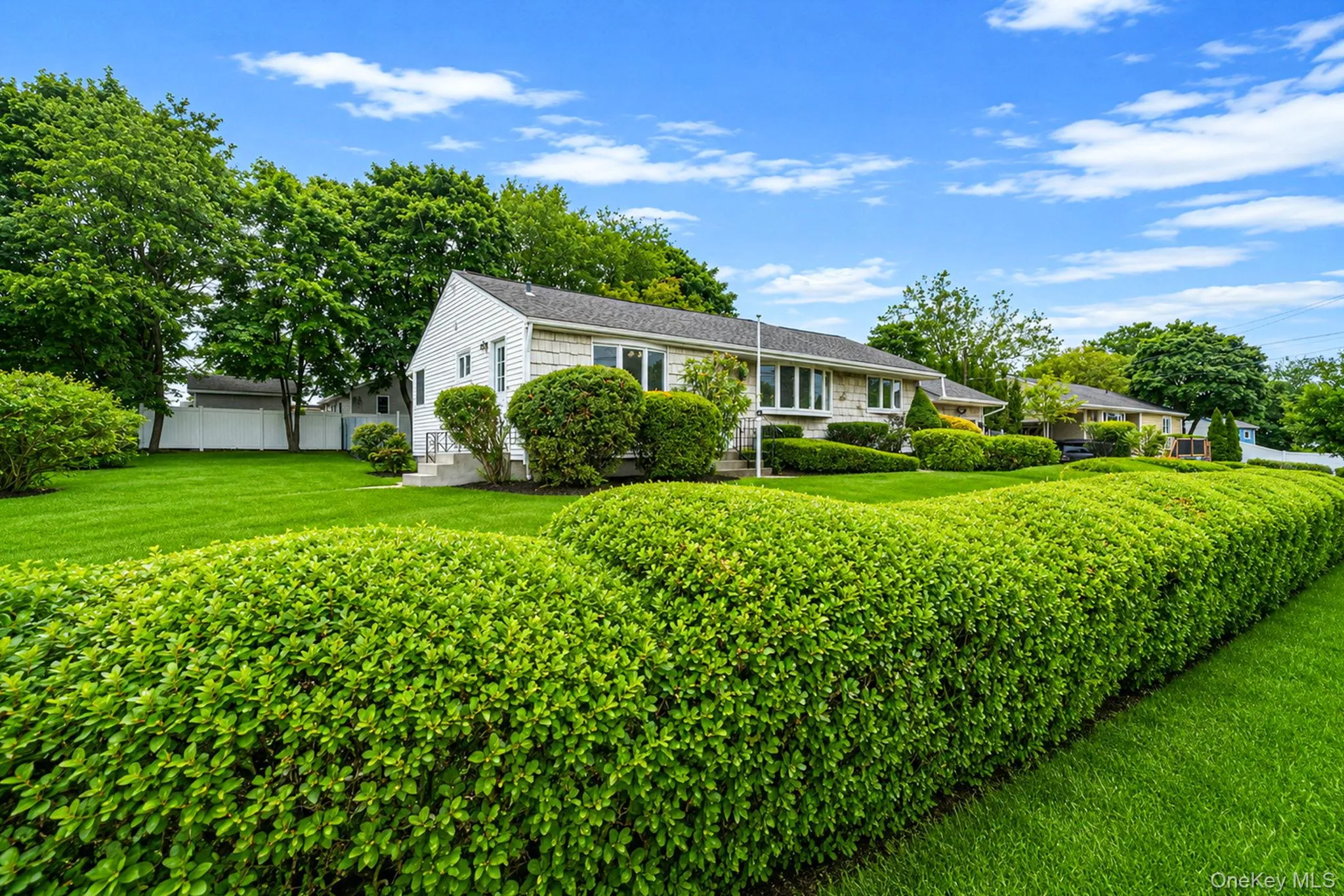 40 Cypress Street, Islip, NY, 3 Bedrooms Bedrooms, 8 Rooms Rooms,2 BathroomsBathrooms,Residential,For Rent,Cypress,0,1016939 40 Cypress Street, Islip, NY, 3 Bedrooms Bedrooms, 8 Rooms Rooms,2 BathroomsBathrooms,Residential,For Rent,Cypress,0,1016939