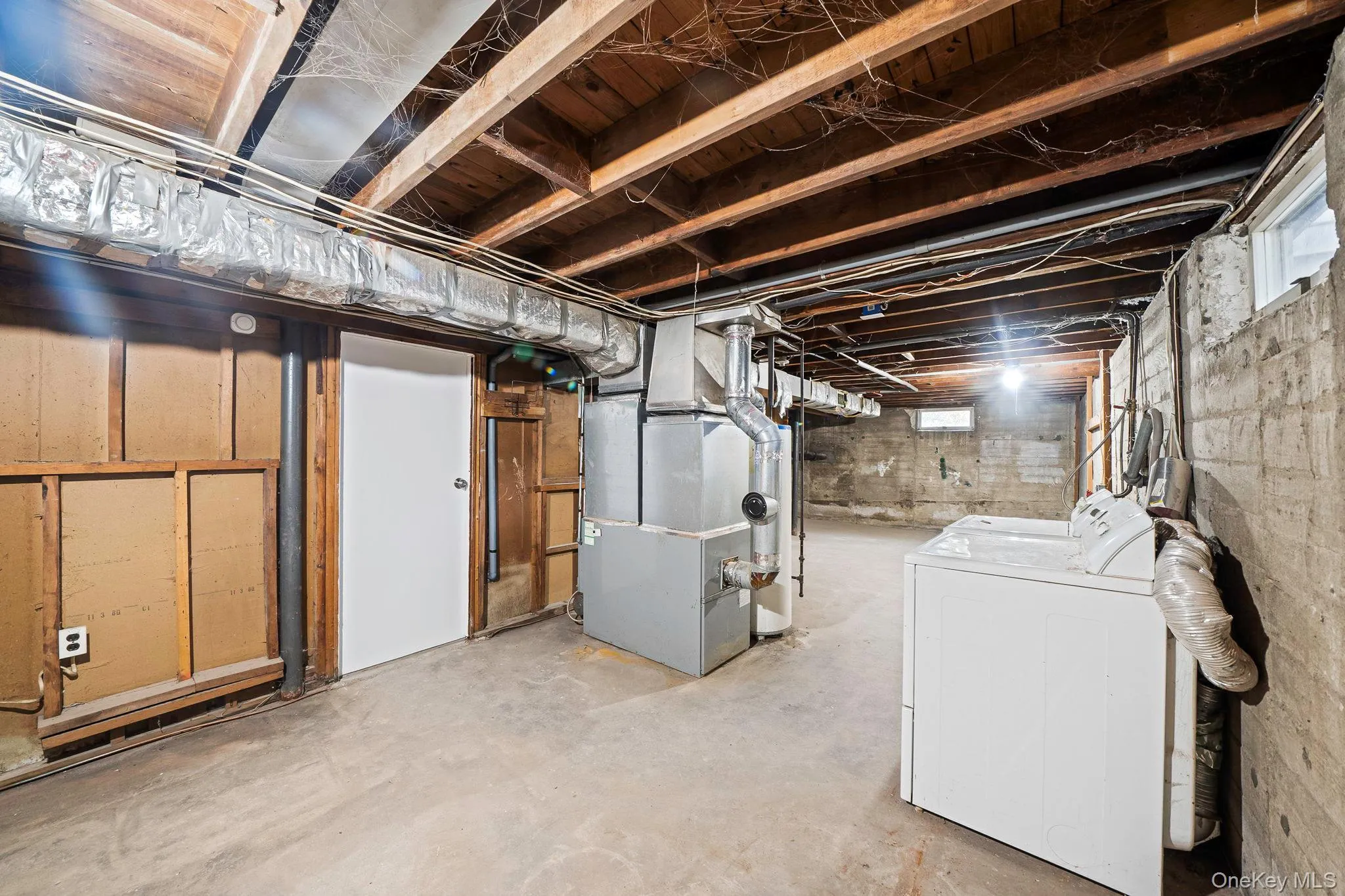 40 Cypress Street, Islip, NY, 3 Bedrooms Bedrooms, 8 Rooms Rooms,2 BathroomsBathrooms,Residential,For Rent,Cypress,0,1016939 40 Cypress Street, Islip, NY, 3 Bedrooms Bedrooms, 8 Rooms Rooms,2 BathroomsBathrooms,Residential,For Rent,Cypress,0,1016939