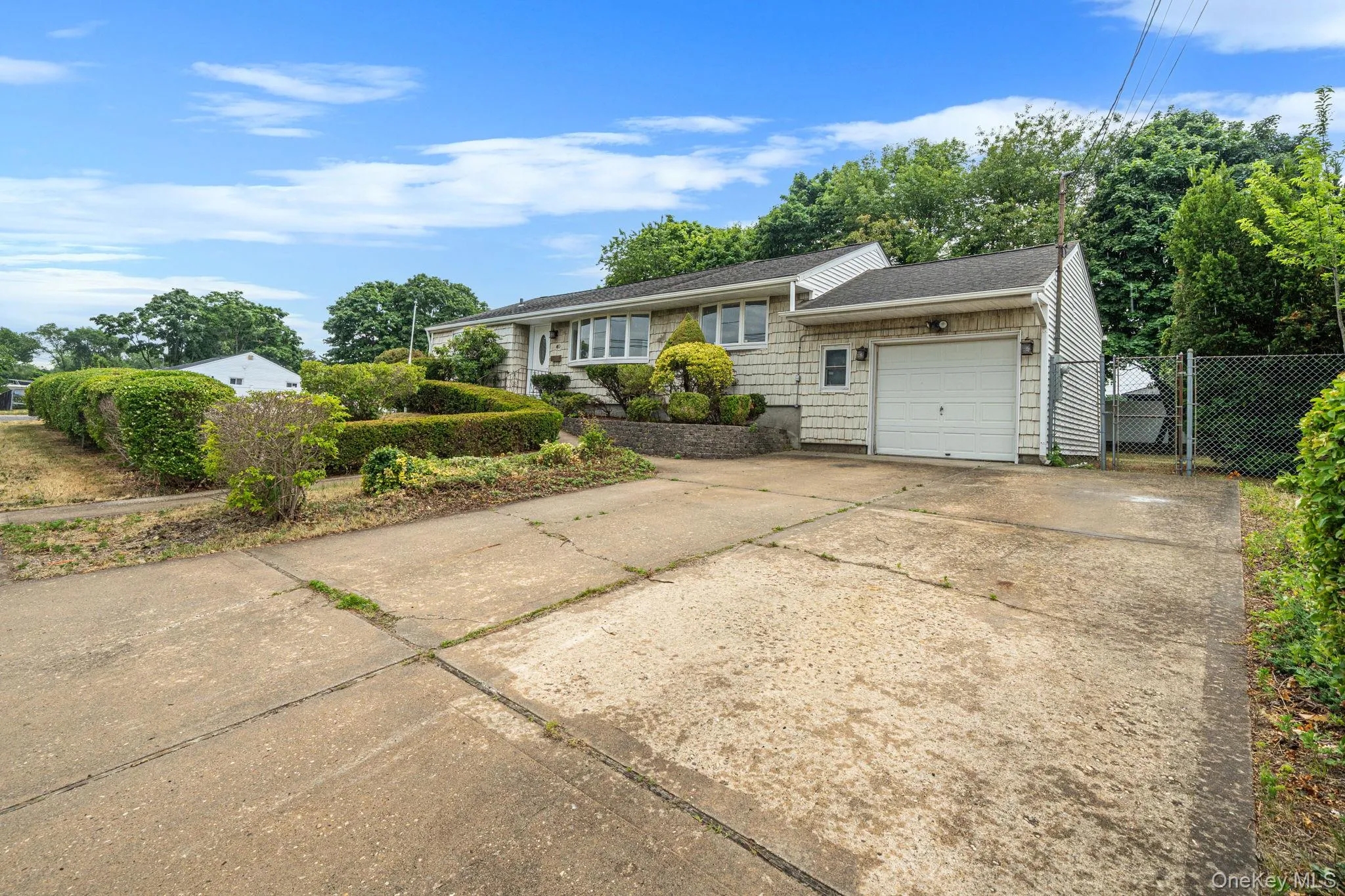 40 Cypress Street, Islip, NY, 3 Bedrooms Bedrooms, 8 Rooms Rooms,2 BathroomsBathrooms,Residential,For Rent,Cypress,0,1016939 40 Cypress Street, Islip, NY, 3 Bedrooms Bedrooms, 8 Rooms Rooms,2 BathroomsBathrooms,Residential,For Rent,Cypress,0,1016939