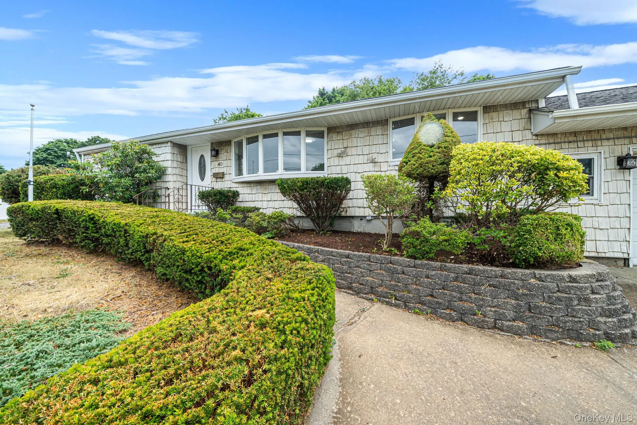 40 Cypress Street, Islip, NY, 3 Bedrooms Bedrooms, 8 Rooms Rooms,2 BathroomsBathrooms,Residential,For Rent,Cypress,0,1016939 40 Cypress Street, Islip, NY, 3 Bedrooms Bedrooms, 8 Rooms Rooms,2 BathroomsBathrooms,Residential,For Rent,Cypress,0,1016939