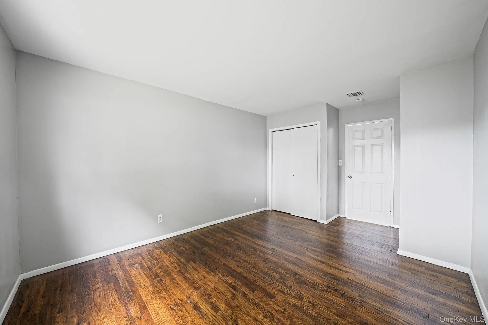 40 Cypress Street, Islip, NY, 3 Bedrooms Bedrooms, 8 Rooms Rooms,2 BathroomsBathrooms,Residential,For Rent,Cypress,0,1016939 40 Cypress Street, Islip, NY, 3 Bedrooms Bedrooms, 8 Rooms Rooms,2 BathroomsBathrooms,Residential,For Rent,Cypress,0,1016939