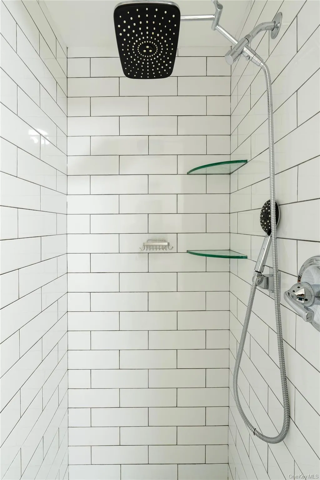 35-16 85th Street, New York, NY, 1 Bedroom Bedrooms, 3 Rooms Rooms,1 BathroomBathrooms,Residential,For Rent,85th,0,1016944 35-16 85th Street, New York, NY, 1 Bedroom Bedrooms, 3 Rooms Rooms,1 BathroomBathrooms,Residential,For Rent,85th,0,1016944