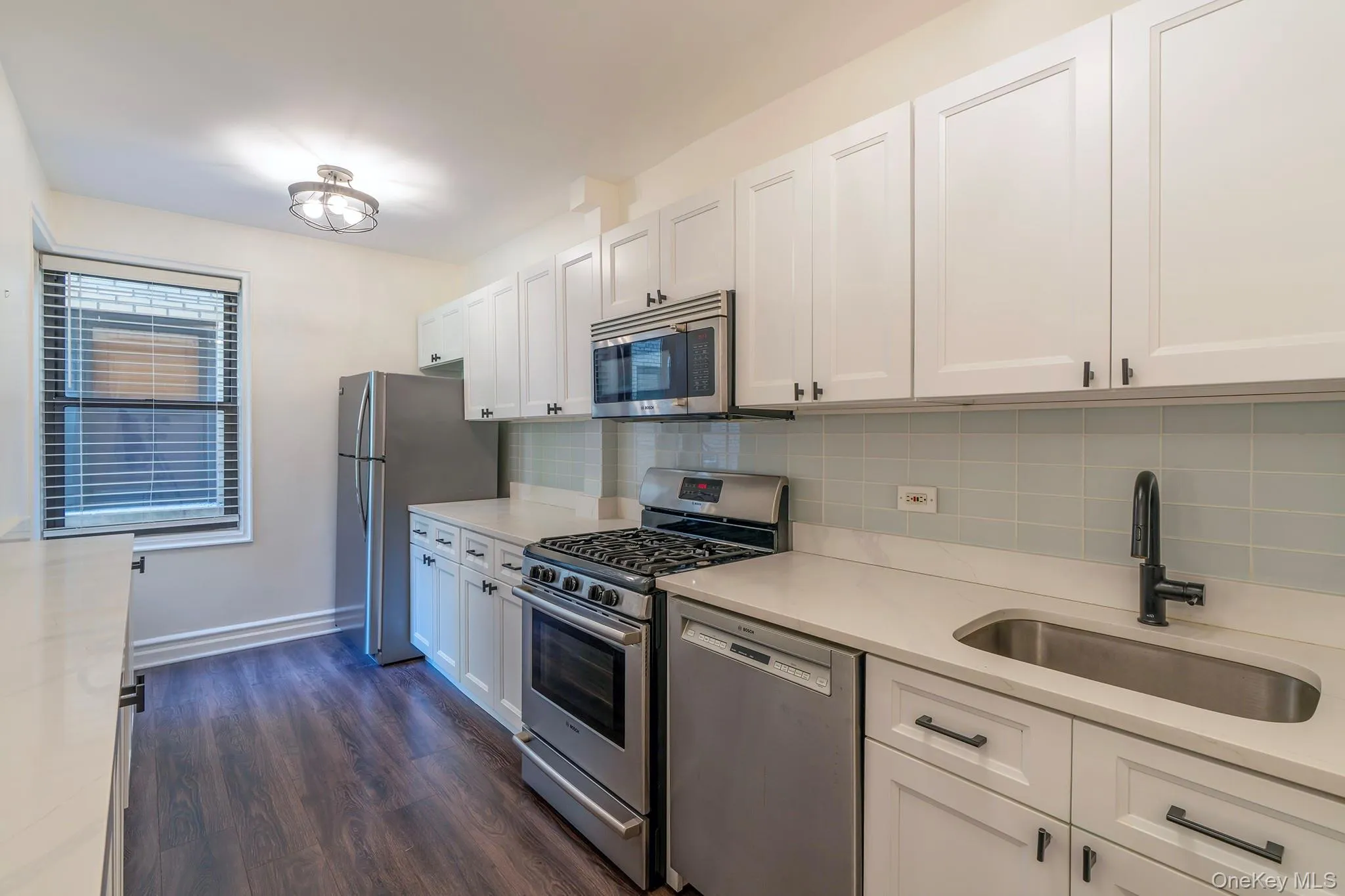 35-16 85th Street, New York, NY, 1 Bedroom Bedrooms, 3 Rooms Rooms,1 BathroomBathrooms,Residential,For Rent,85th,0,1016944 35-16 85th Street, New York, NY, 1 Bedroom Bedrooms, 3 Rooms Rooms,1 BathroomBathrooms,Residential,For Rent,85th,0,1016944
