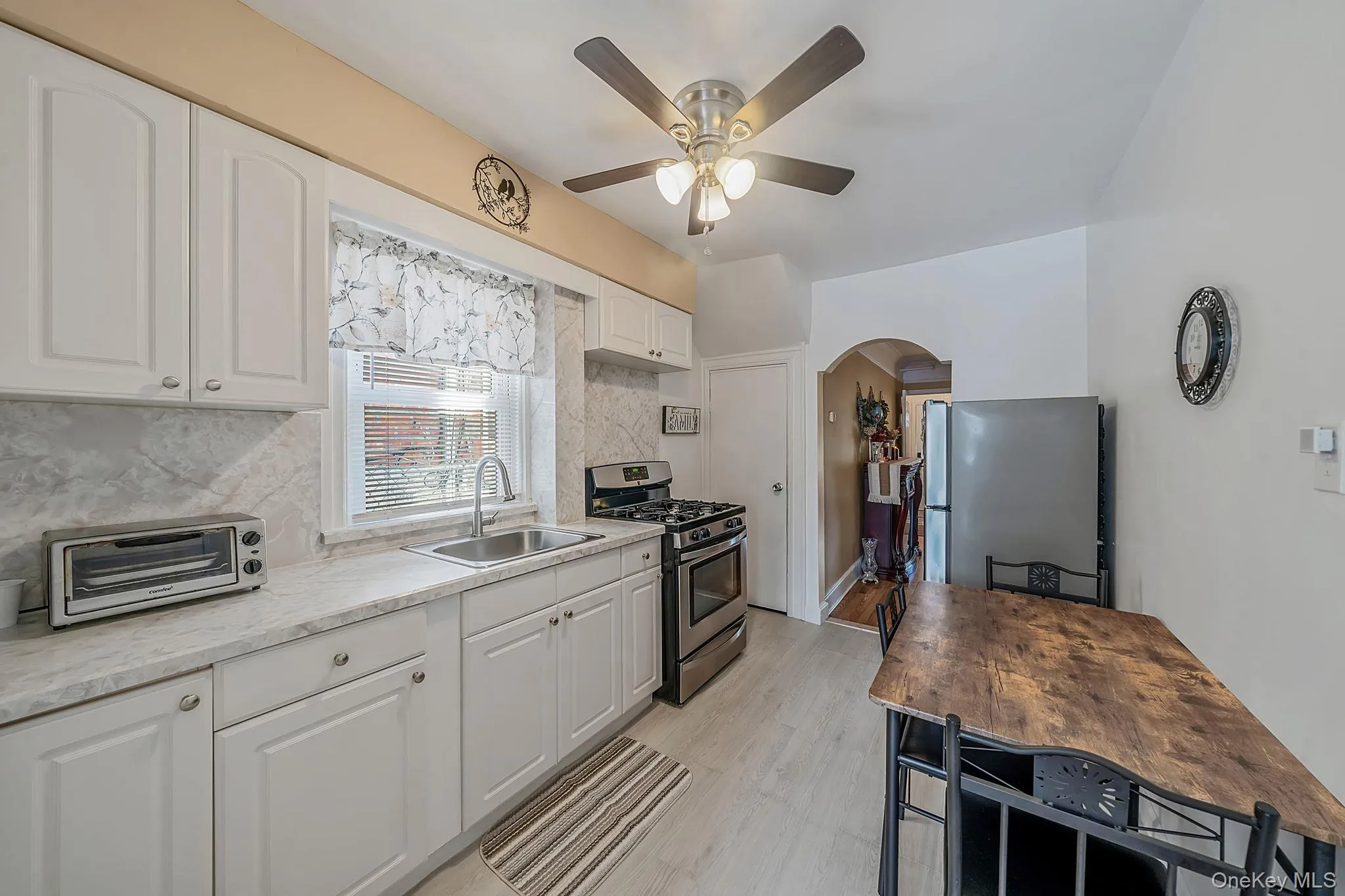 2863 Wilkinson Avenue, New York, NY, 4 Bedrooms Bedrooms, 8 Rooms Rooms,3 BathroomsBathrooms,Residential,For Rent,Wilkinson,0,1016945 2863 Wilkinson Avenue, New York, NY, 4 Bedrooms Bedrooms, 8 Rooms Rooms,3 BathroomsBathrooms,Residential,For Rent,Wilkinson,0,1016945