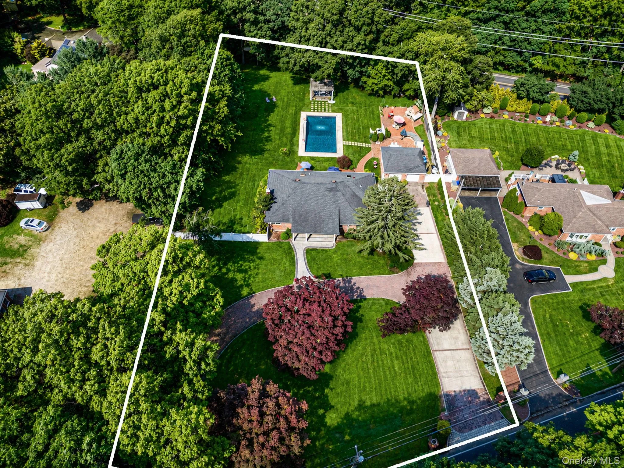 199 Dix Hills Road, Huntington, NY, 3 Bedrooms Bedrooms, 7 Rooms Rooms,1 BathroomBathrooms,Residential,For Rent,Dix Hills,0,KEY1016948 199 Dix Hills Road, Huntington, NY, 3 Bedrooms Bedrooms, 7 Rooms Rooms,1 BathroomBathrooms,Residential,For Rent,Dix Hills,0,KEY1016948