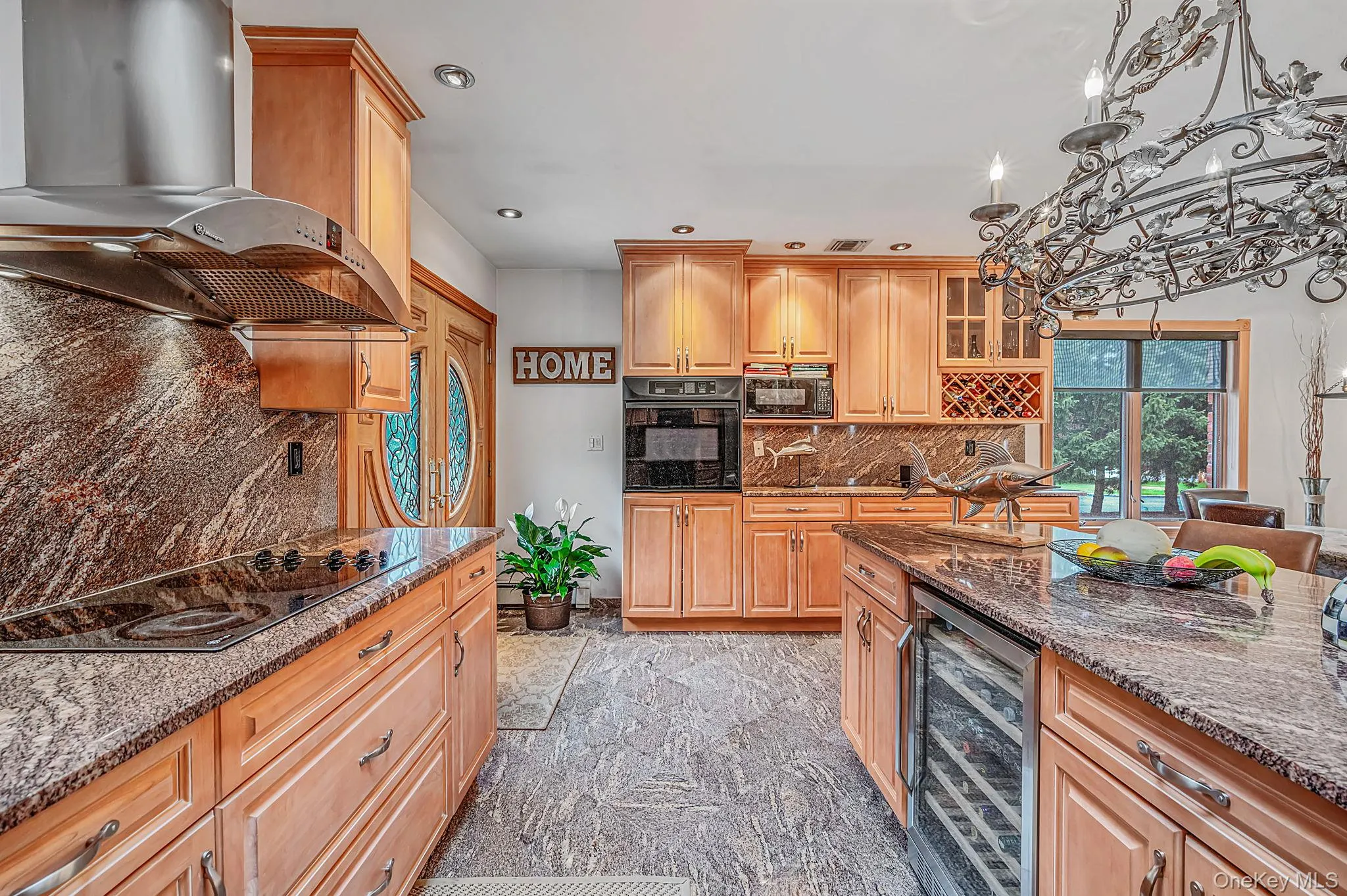 199 Dix Hills Road, Huntington, NY, 3 Bedrooms Bedrooms, 7 Rooms Rooms,1 BathroomBathrooms,Residential,For Rent,Dix Hills,0,KEY1016948 199 Dix Hills Road, Huntington, NY, 3 Bedrooms Bedrooms, 7 Rooms Rooms,1 BathroomBathrooms,Residential,For Rent,Dix Hills,0,KEY1016948