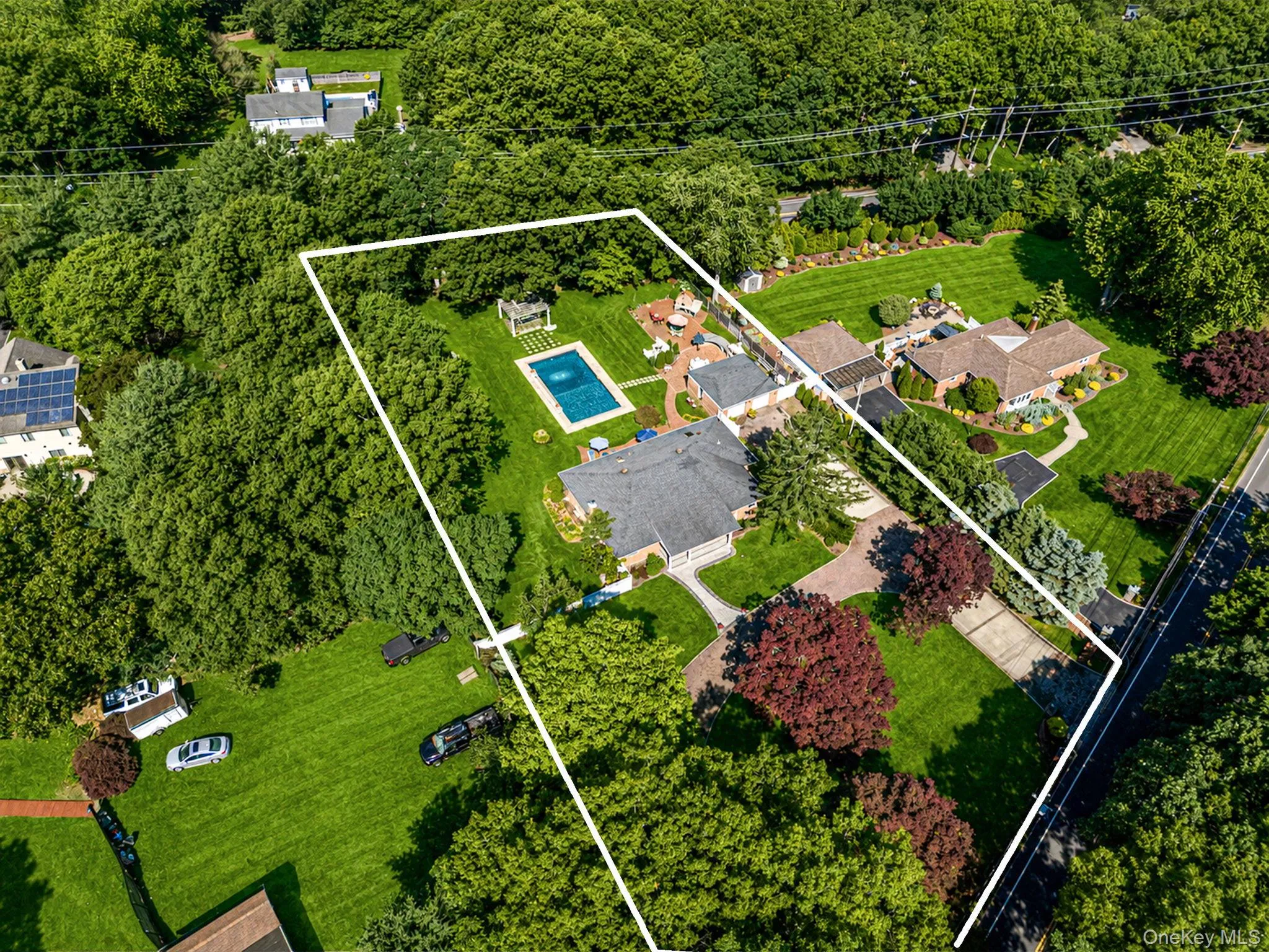 199 Dix Hills Road, Huntington, NY, 3 Bedrooms Bedrooms, 7 Rooms Rooms,1 BathroomBathrooms,Residential,For Rent,Dix Hills,0,KEY1016948 199 Dix Hills Road, Huntington, NY, 3 Bedrooms Bedrooms, 7 Rooms Rooms,1 BathroomBathrooms,Residential,For Rent,Dix Hills,0,KEY1016948