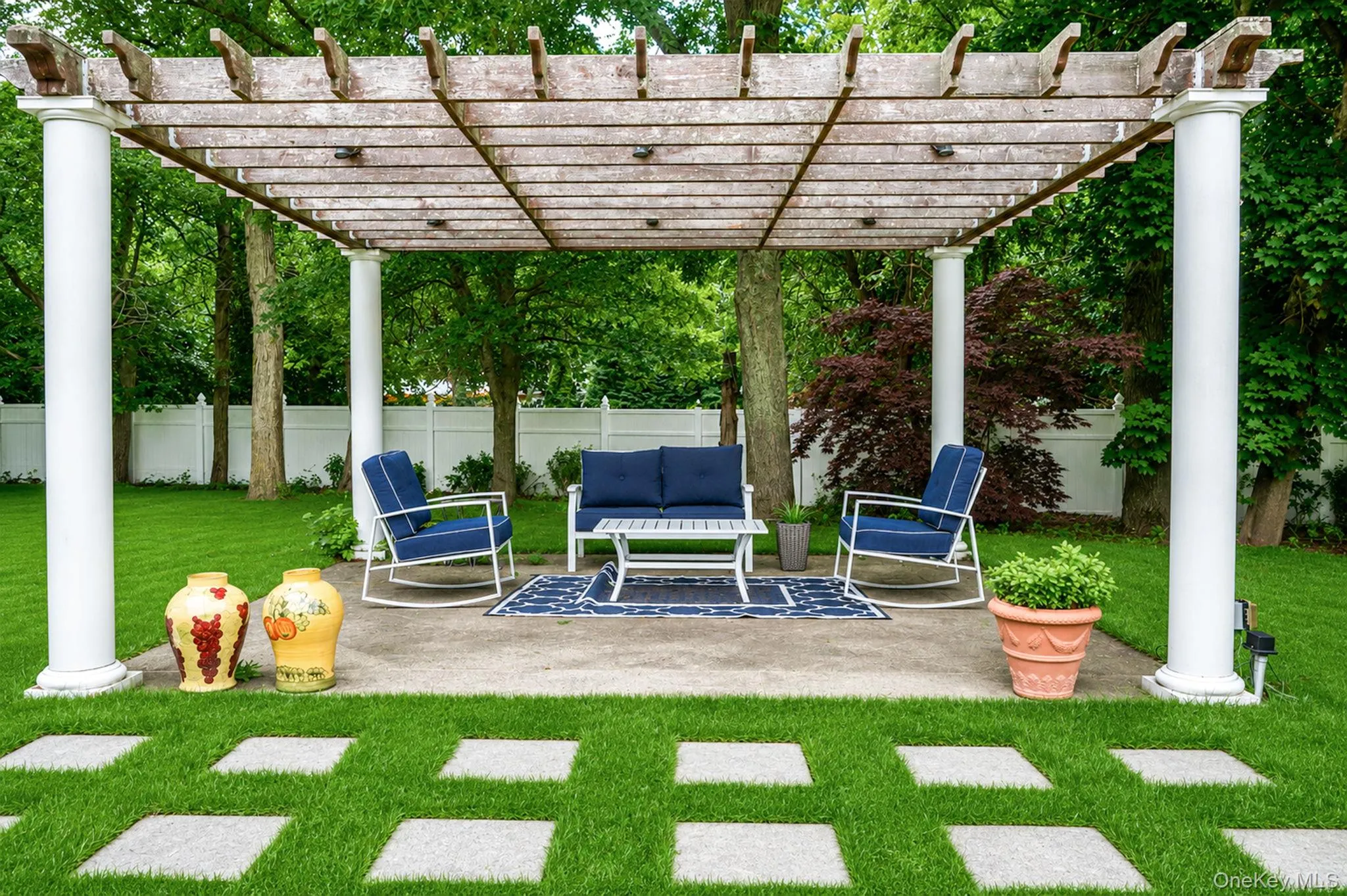 199 Dix Hills Road, Huntington, NY, 3 Bedrooms Bedrooms, 7 Rooms Rooms,1 BathroomBathrooms,Residential,For Rent,Dix Hills,0,KEY1016948 199 Dix Hills Road, Huntington, NY, 3 Bedrooms Bedrooms, 7 Rooms Rooms,1 BathroomBathrooms,Residential,For Rent,Dix Hills,0,KEY1016948