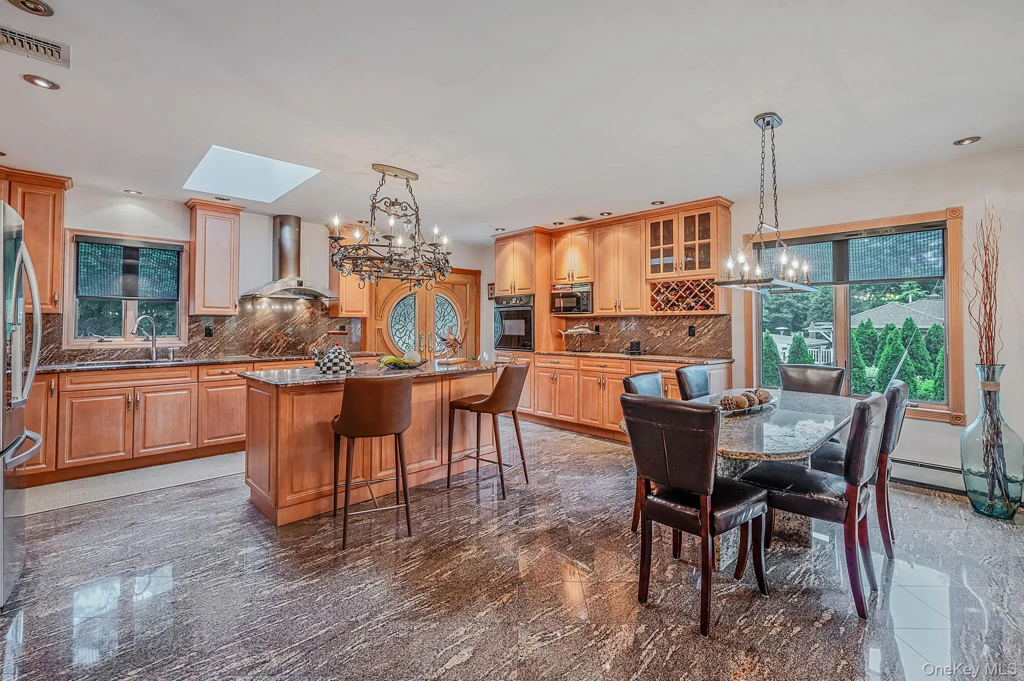 199 Dix Hills Road, Huntington, NY, 3 Bedrooms Bedrooms, 7 Rooms Rooms,1 BathroomBathrooms,Residential,For Rent,Dix Hills,0,KEY1016948 199 Dix Hills Road, Huntington, NY, 3 Bedrooms Bedrooms, 7 Rooms Rooms,1 BathroomBathrooms,Residential,For Rent,Dix Hills,0,KEY1016948