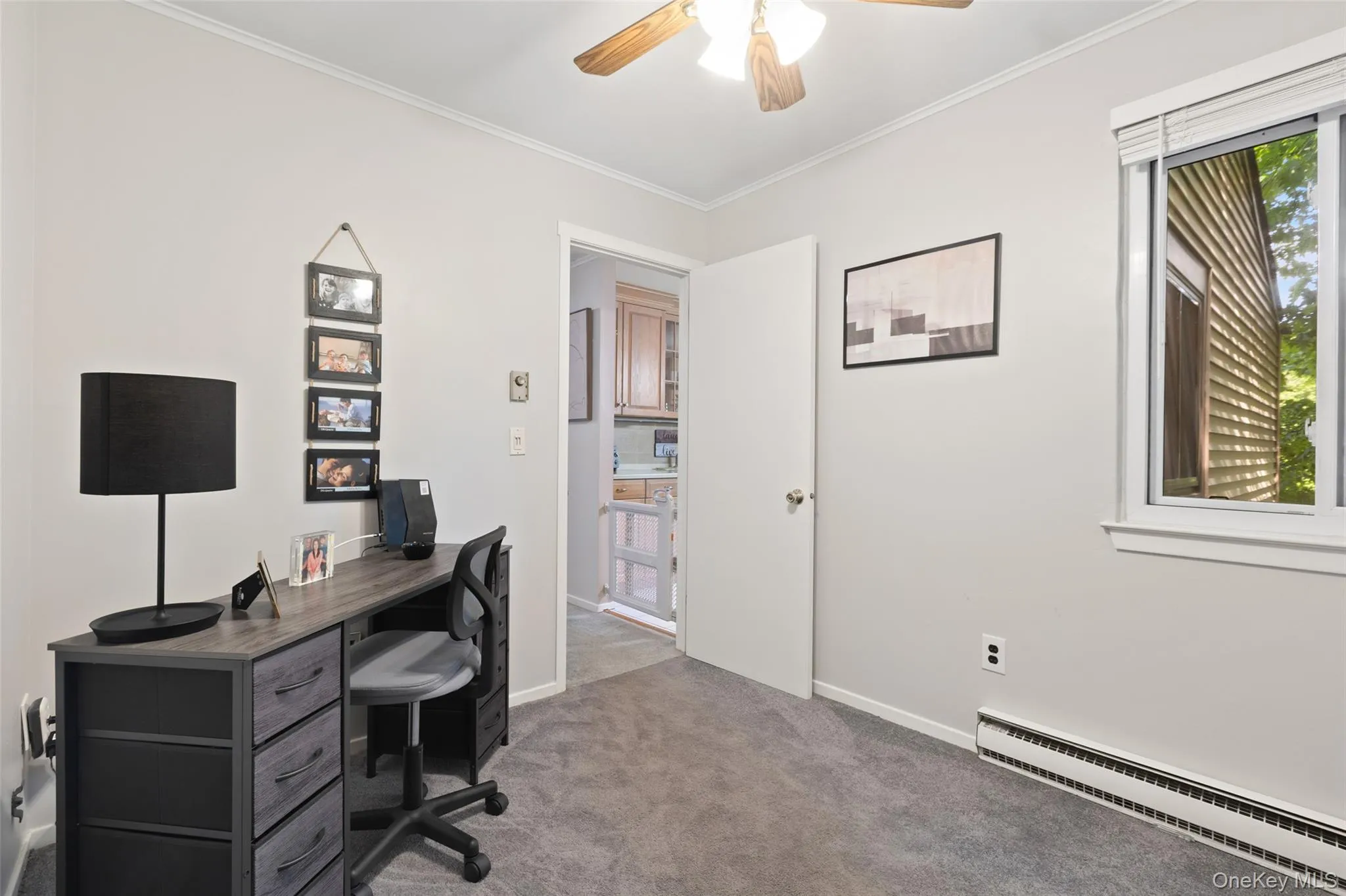 An extra room with a closet, 3rd bedroom, den, office, gym or nursery An extra room with a closet, 3rd bedroom, den, office, gym or nursery