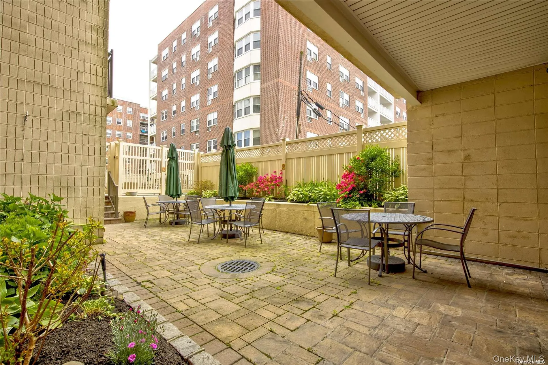 740 Broadway, Long Beach, NY, 1 Bedroom Bedrooms, 3 Rooms Rooms,1 BathroomBathrooms,Residential,For Rent,Broadway,0,KEY1016953 740 Broadway, Long Beach, NY, 1 Bedroom Bedrooms, 3 Rooms Rooms,1 BathroomBathrooms,Residential,For Rent,Broadway,0,KEY1016953