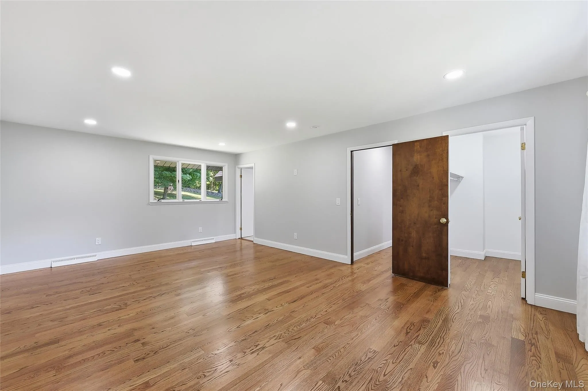 475 Riverside Road, Lloyd, NY, 3 Bedrooms Bedrooms, 10 Rooms Rooms,2 BathroomsBathrooms,Residential Lease,For Rent,Riverside,0,1016955 475 Riverside Road, Lloyd, NY, 3 Bedrooms Bedrooms, 10 Rooms Rooms,2 BathroomsBathrooms,Residential Lease,For Rent,Riverside,0,1016955
