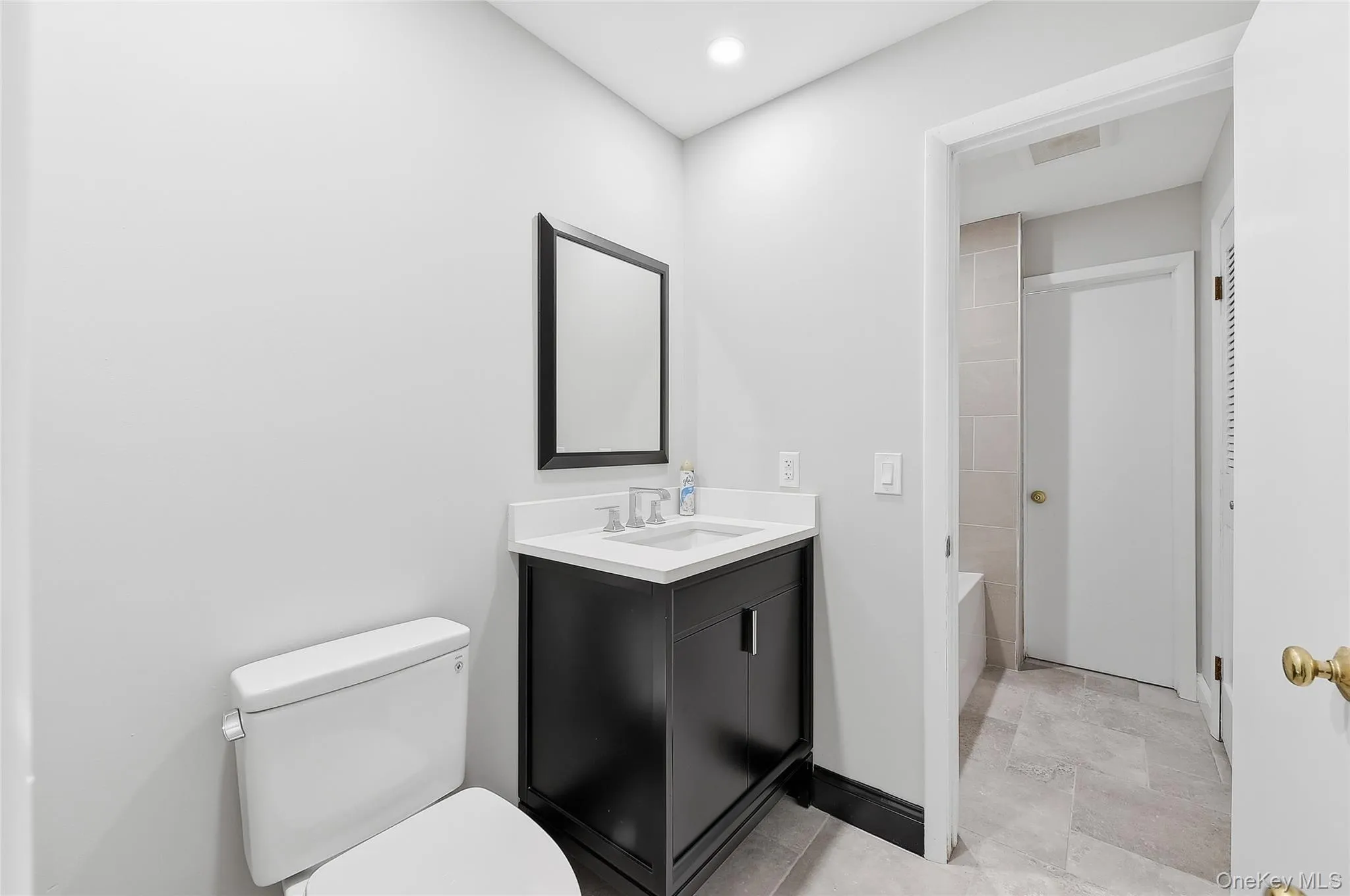 475 Riverside Road, Lloyd, NY, 3 Bedrooms Bedrooms, 10 Rooms Rooms,2 BathroomsBathrooms,Residential Lease,For Rent,Riverside,0,1016955 475 Riverside Road, Lloyd, NY, 3 Bedrooms Bedrooms, 10 Rooms Rooms,2 BathroomsBathrooms,Residential Lease,For Rent,Riverside,0,1016955