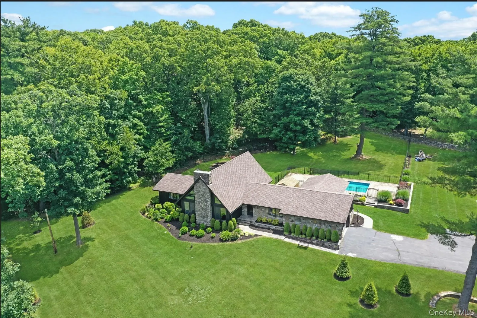 475 Riverside Road, Lloyd, NY, 3 Bedrooms Bedrooms, 10 Rooms Rooms,2 BathroomsBathrooms,Residential Lease,For Rent,Riverside,0,1016955 475 Riverside Road, Lloyd, NY, 3 Bedrooms Bedrooms, 10 Rooms Rooms,2 BathroomsBathrooms,Residential Lease,For Rent,Riverside,0,1016955