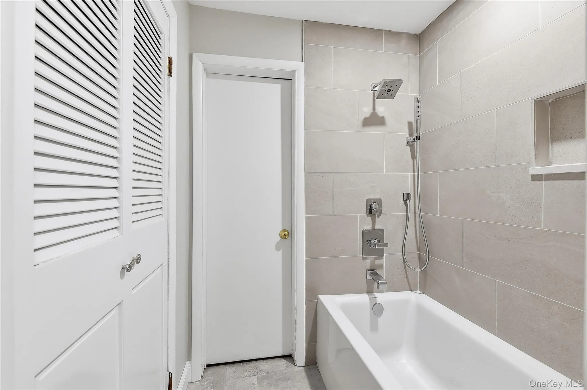 475 Riverside Road, Lloyd, NY, 3 Bedrooms Bedrooms, 10 Rooms Rooms,2 BathroomsBathrooms,Residential Lease,For Rent,Riverside,0,1016955 475 Riverside Road, Lloyd, NY, 3 Bedrooms Bedrooms, 10 Rooms Rooms,2 BathroomsBathrooms,Residential Lease,For Rent,Riverside,0,1016955