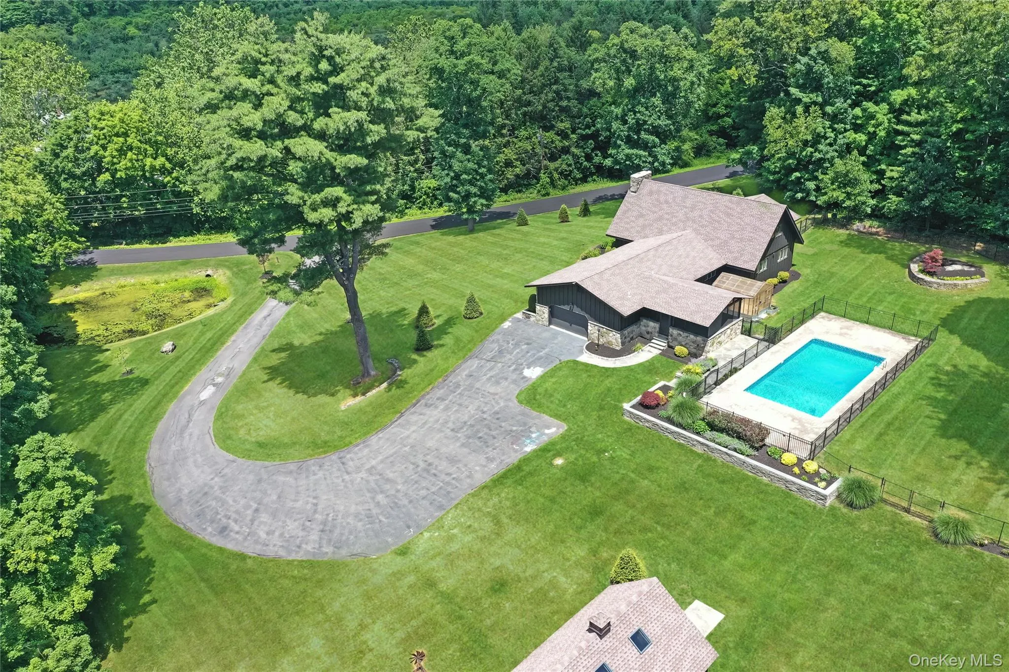 475 Riverside Road, Lloyd, NY, 3 Bedrooms Bedrooms, 10 Rooms Rooms,2 BathroomsBathrooms,Residential Lease,For Rent,Riverside,0,1016955 475 Riverside Road, Lloyd, NY, 3 Bedrooms Bedrooms, 10 Rooms Rooms,2 BathroomsBathrooms,Residential Lease,For Rent,Riverside,0,1016955