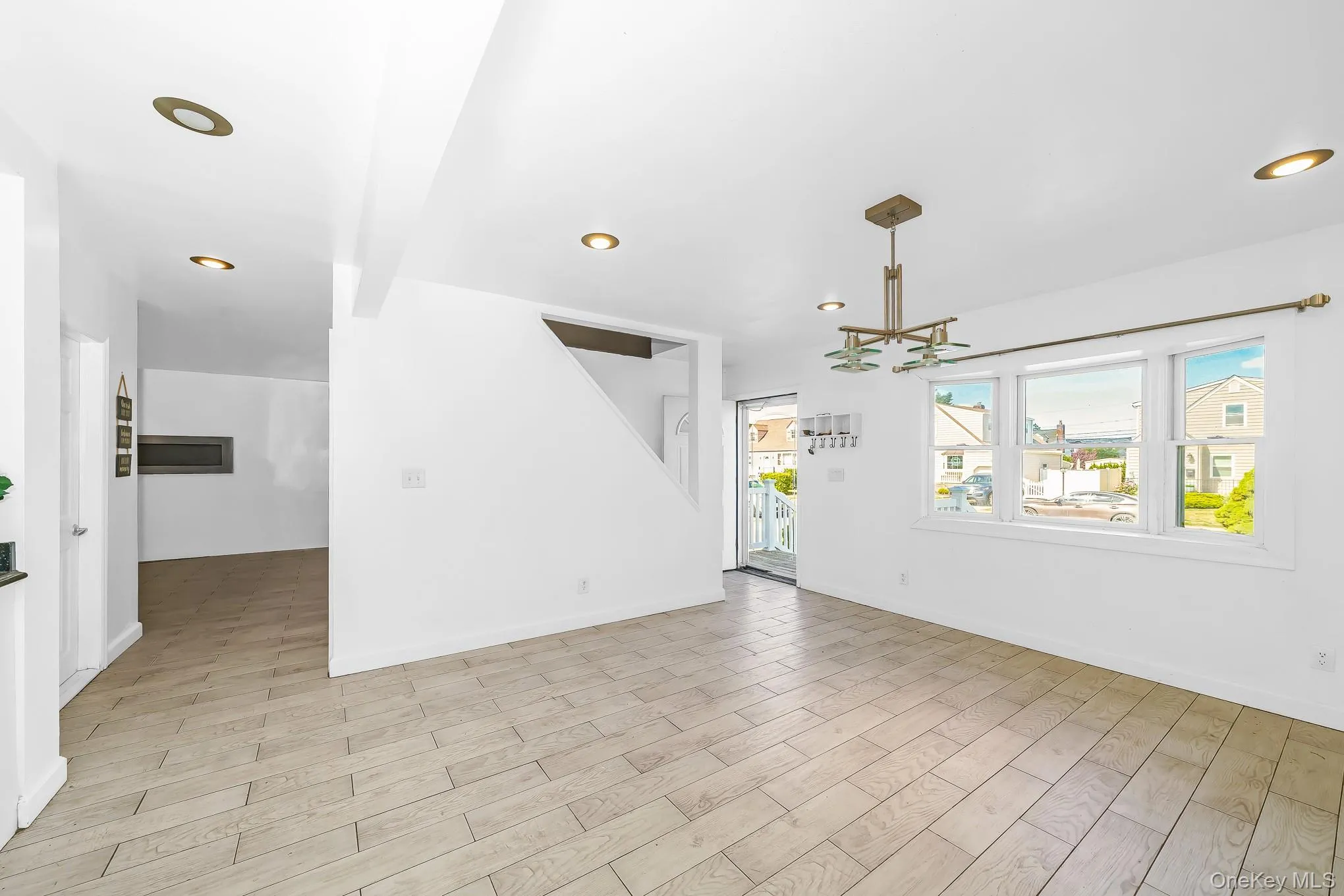 21 Lido Parkway, Babylon, NY, 3 Bedrooms Bedrooms, 7 Rooms Rooms,3 BathroomsBathrooms,Residential,For Rent,Lido,0,KEY1016956 21 Lido Parkway, Babylon, NY, 3 Bedrooms Bedrooms, 7 Rooms Rooms,3 BathroomsBathrooms,Residential,For Rent,Lido,0,KEY1016956