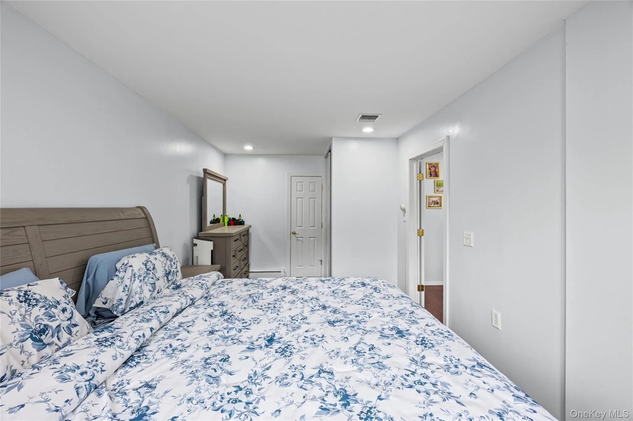 1022 Fire Island Avenue, Islip, NY, 3 Bedrooms Bedrooms, 8 Rooms Rooms,2 BathroomsBathrooms,Residential,For Rent,Fire Island,0,1016964 1022 Fire Island Avenue, Islip, NY, 3 Bedrooms Bedrooms, 8 Rooms Rooms,2 BathroomsBathrooms,Residential,For Rent,Fire Island,0,1016964