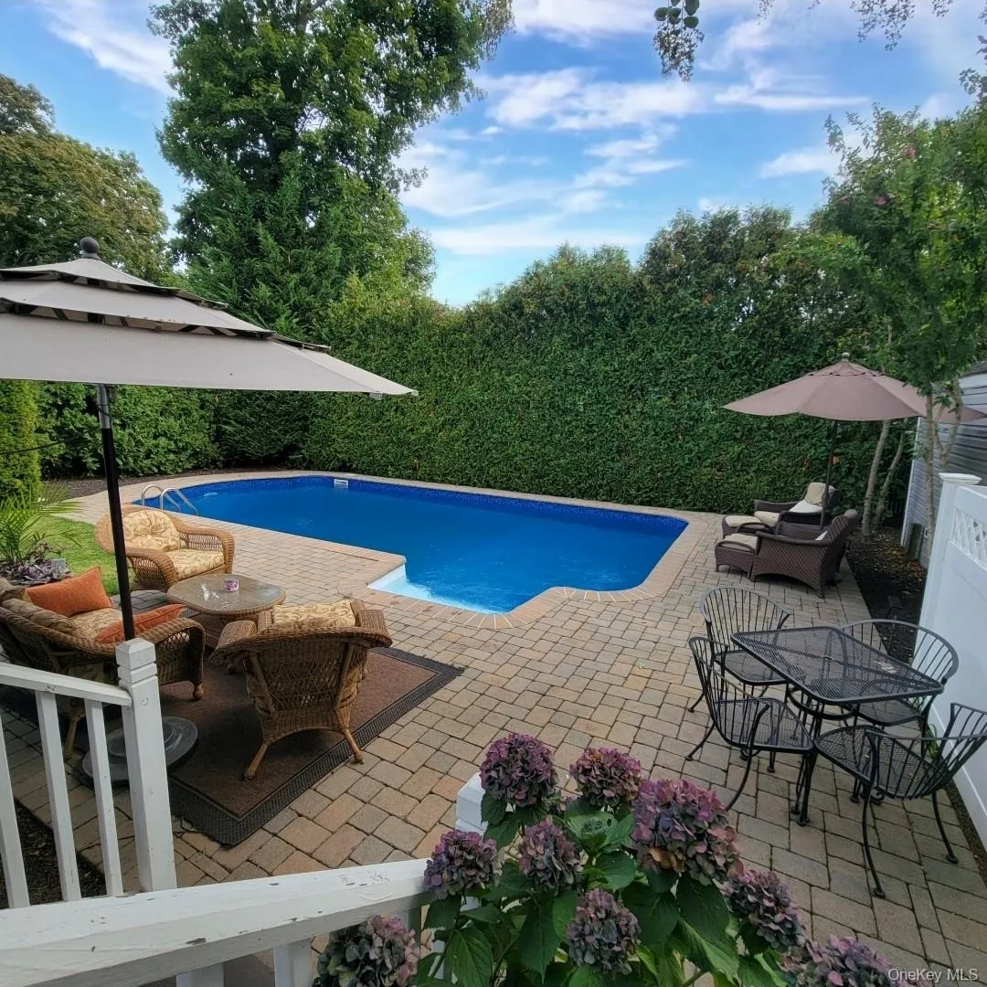 245 Northern Boulevard, Smithtown, NY, 4 Bedrooms Bedrooms, 7 Rooms Rooms,2 BathroomsBathrooms,Residential,For Rent,Northern,0,KEY1016977 245 Northern Boulevard, Smithtown, NY, 4 Bedrooms Bedrooms, 7 Rooms Rooms,2 BathroomsBathrooms,Residential,For Rent,Northern,0,KEY1016977