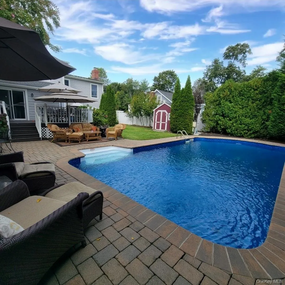 245 Northern Boulevard, Smithtown, NY, 4 Bedrooms Bedrooms, 7 Rooms Rooms,2 BathroomsBathrooms,Residential,For Rent,Northern,0,KEY1016977 245 Northern Boulevard, Smithtown, NY, 4 Bedrooms Bedrooms, 7 Rooms Rooms,2 BathroomsBathrooms,Residential,For Rent,Northern,0,KEY1016977