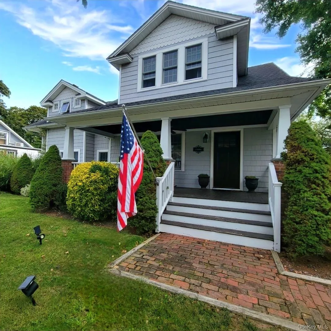 245 Northern Boulevard, Smithtown, NY, 4 Bedrooms Bedrooms, 7 Rooms Rooms,2 BathroomsBathrooms,Residential,For Rent,Northern,0,KEY1016977 245 Northern Boulevard, Smithtown, NY, 4 Bedrooms Bedrooms, 7 Rooms Rooms,2 BathroomsBathrooms,Residential,For Rent,Northern,0,KEY1016977