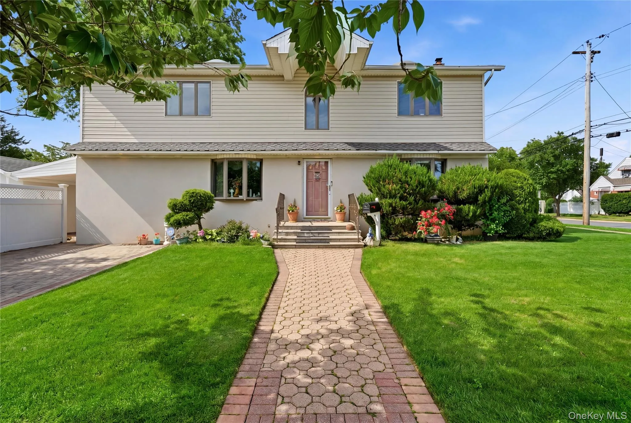 698 Washington Street, Hempstead, NY, 4 Bedrooms Bedrooms, 10 Rooms Rooms,3 BathroomsBathrooms,Residential,For Rent,Washington,0,1016980 698 Washington Street, Hempstead, NY, 4 Bedrooms Bedrooms, 10 Rooms Rooms,3 BathroomsBathrooms,Residential,For Rent,Washington,0,1016980