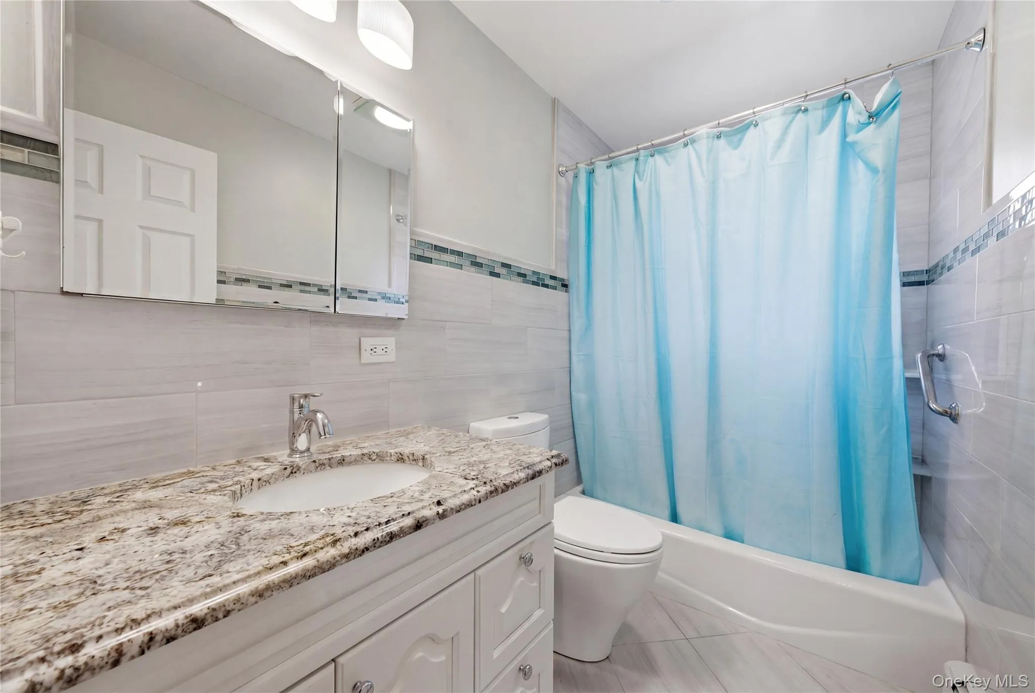 698 Washington Street, Hempstead, NY, 4 Bedrooms Bedrooms, 10 Rooms Rooms,3 BathroomsBathrooms,Residential,For Rent,Washington,0,KEY1016980 698 Washington Street, Hempstead, NY, 4 Bedrooms Bedrooms, 10 Rooms Rooms,3 BathroomsBathrooms,Residential,For Rent,Washington,0,KEY1016980