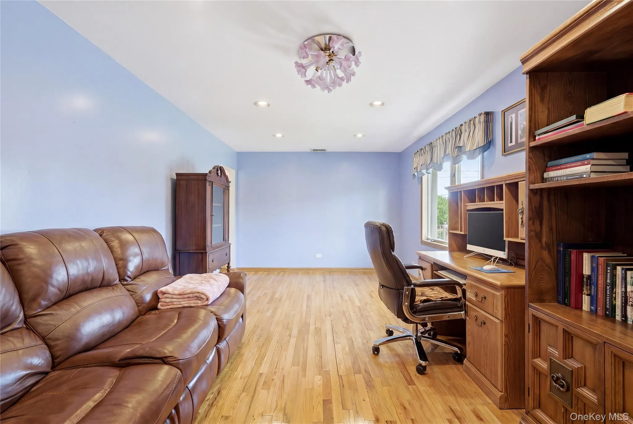 698 Washington Street, Hempstead, NY, 4 Bedrooms Bedrooms, 10 Rooms Rooms,3 BathroomsBathrooms,Residential,For Rent,Washington,0,1016980 698 Washington Street, Hempstead, NY, 4 Bedrooms Bedrooms, 10 Rooms Rooms,3 BathroomsBathrooms,Residential,For Rent,Washington,0,1016980