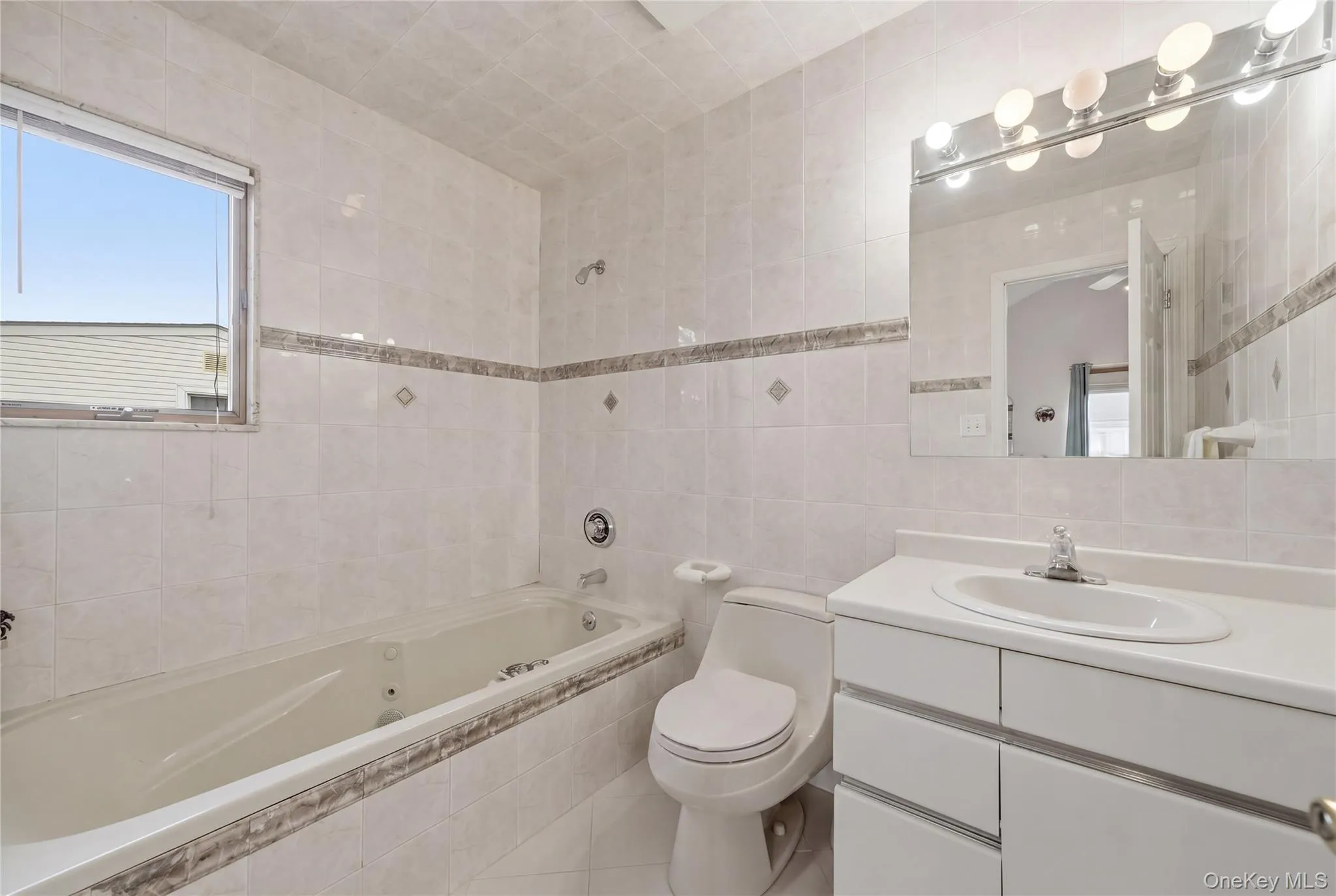 698 Washington Street, Hempstead, NY, 4 Bedrooms Bedrooms, 10 Rooms Rooms,3 BathroomsBathrooms,Residential,For Rent,Washington,0,KEY1016980 698 Washington Street, Hempstead, NY, 4 Bedrooms Bedrooms, 10 Rooms Rooms,3 BathroomsBathrooms,Residential,For Rent,Washington,0,KEY1016980