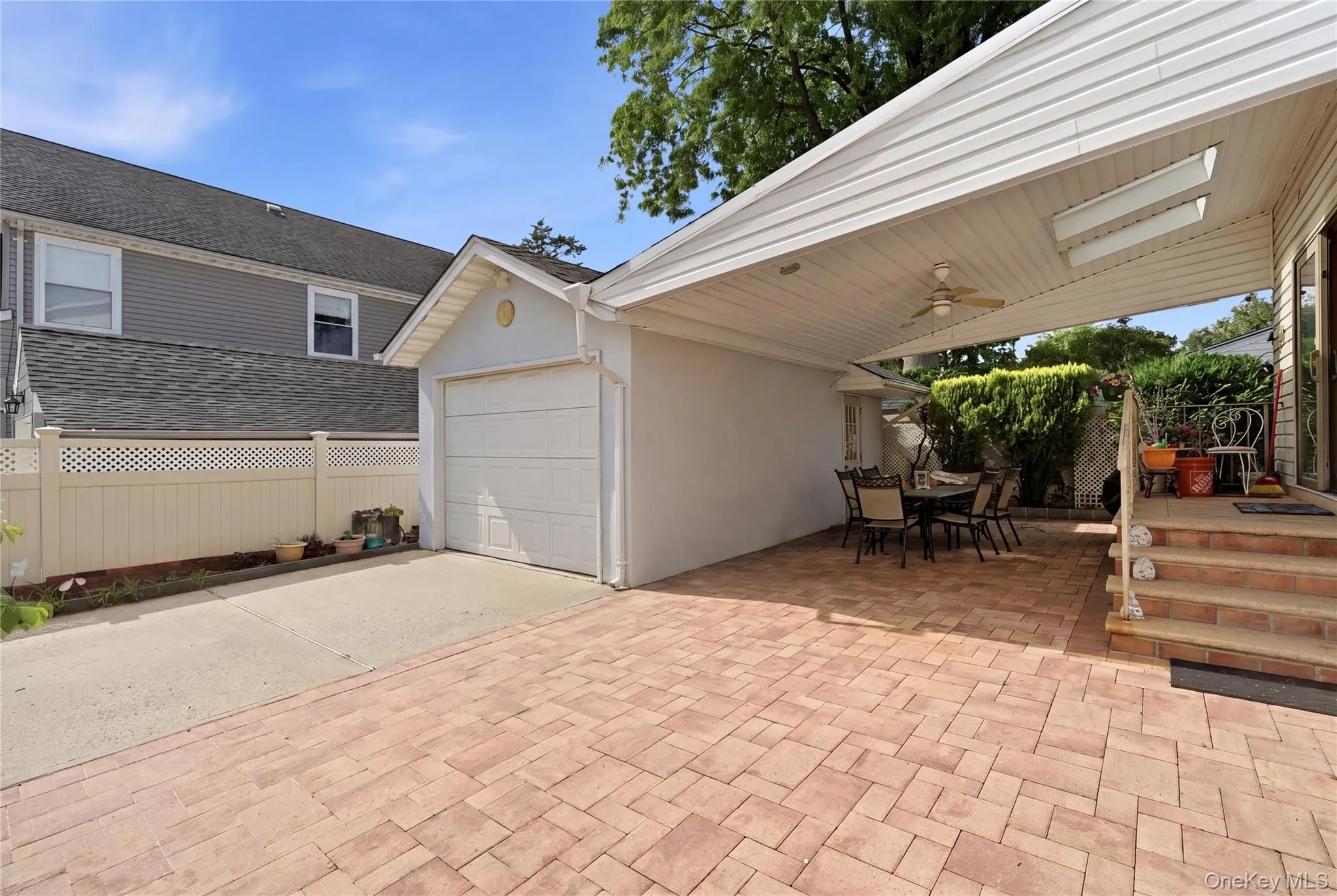 698 Washington Street, Hempstead, NY, 4 Bedrooms Bedrooms, 10 Rooms Rooms,3 BathroomsBathrooms,Residential,For Rent,Washington,0,KEY1016980 698 Washington Street, Hempstead, NY, 4 Bedrooms Bedrooms, 10 Rooms Rooms,3 BathroomsBathrooms,Residential,For Rent,Washington,0,KEY1016980