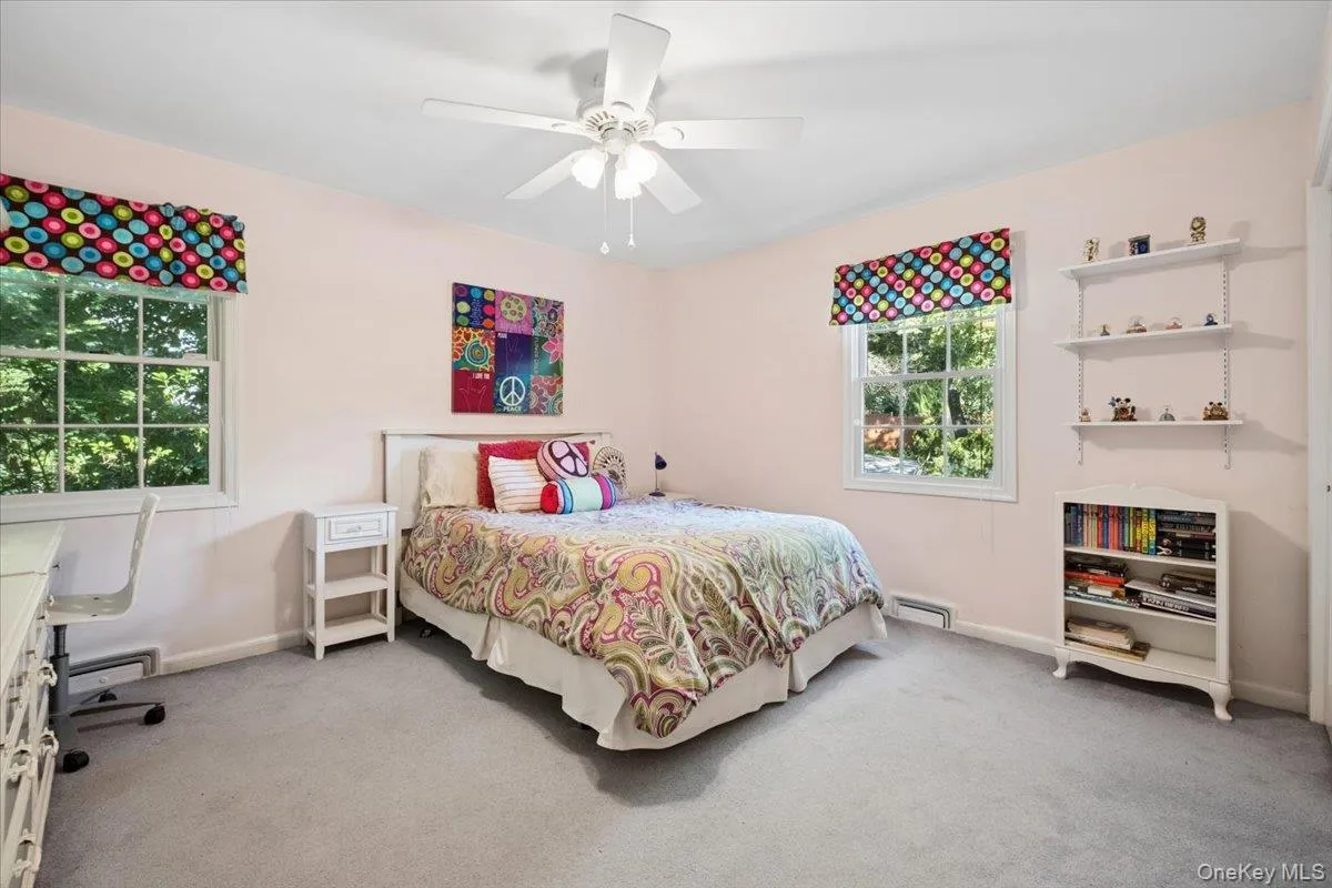 372 Fort Hill Road, Greenburgh, NY, 4 Bedrooms Bedrooms, 10 Rooms Rooms,3 BathroomsBathrooms,Residential,For Rent,Fort Hill,0,KEY1016984 372 Fort Hill Road, Greenburgh, NY, 4 Bedrooms Bedrooms, 10 Rooms Rooms,3 BathroomsBathrooms,Residential,For Rent,Fort Hill,0,KEY1016984