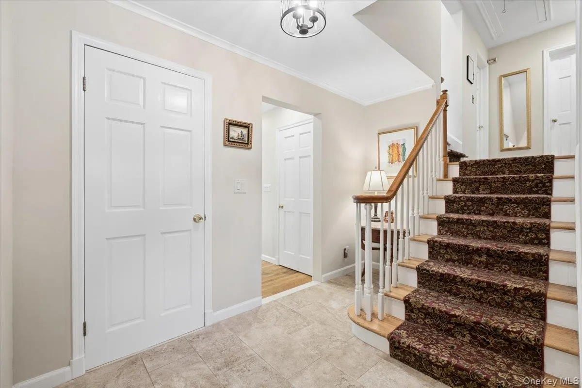 Heading upstairs... Heading upstairs...