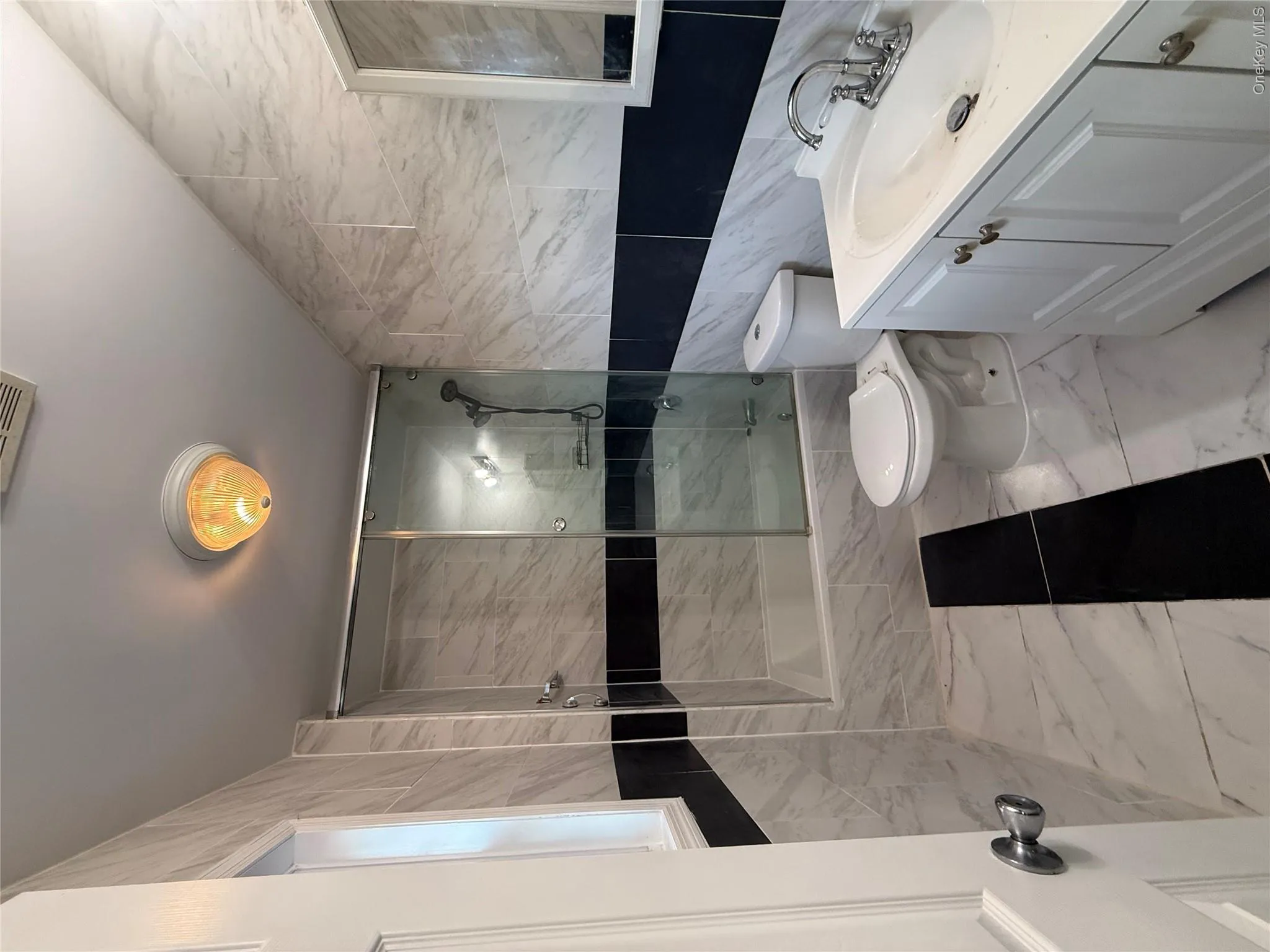 19710 Foothill Avenue, New York, NY, 3 Bedrooms Bedrooms, 4 Rooms Rooms,2 BathroomsBathrooms,Residential Lease,For Rent,Foothill,0,1016986 19710 Foothill Avenue, New York, NY, 3 Bedrooms Bedrooms, 4 Rooms Rooms,2 BathroomsBathrooms,Residential Lease,For Rent,Foothill,0,1016986