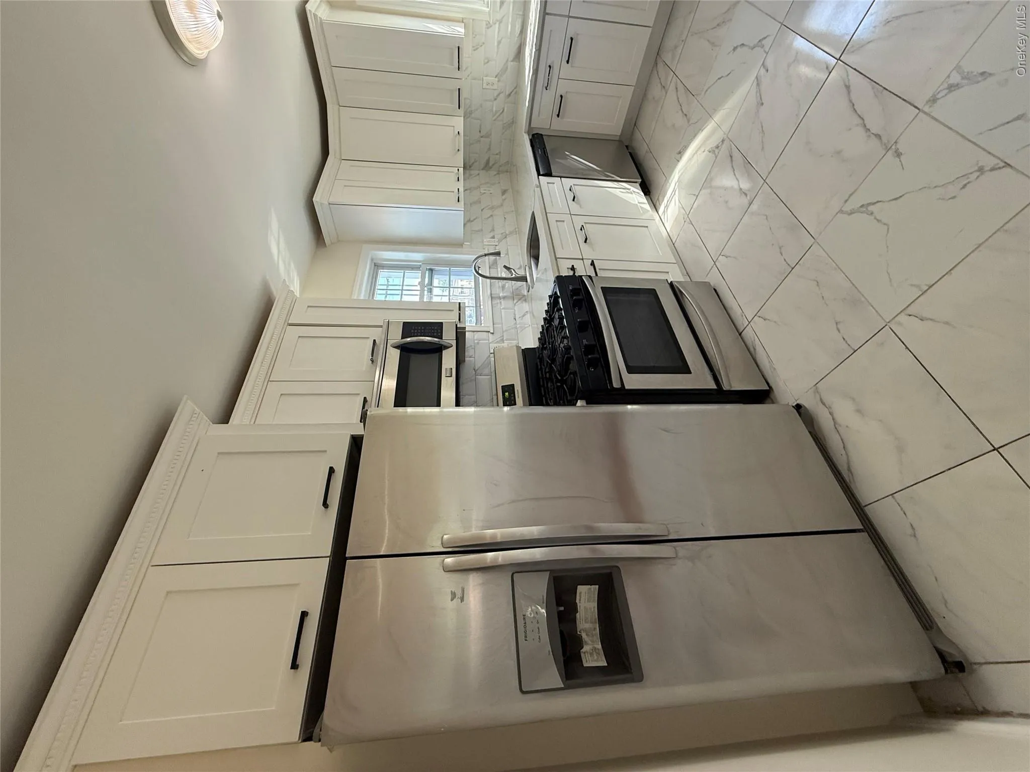 19710 Foothill Avenue, New York, NY, 3 Bedrooms Bedrooms, 4 Rooms Rooms,2 BathroomsBathrooms,Residential Lease,For Rent,Foothill,0,1016986 19710 Foothill Avenue, New York, NY, 3 Bedrooms Bedrooms, 4 Rooms Rooms,2 BathroomsBathrooms,Residential Lease,For Rent,Foothill,0,1016986
