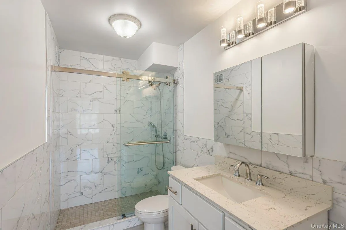 166-25 Powells Cove Boulevard, New York, NY, 2 Bedrooms Bedrooms, 5 Rooms Rooms,2 BathroomsBathrooms,Residential,For Rent,Powells Cove,0,1016987 166-25 Powells Cove Boulevard, New York, NY, 2 Bedrooms Bedrooms, 5 Rooms Rooms,2 BathroomsBathrooms,Residential,For Rent,Powells Cove,0,1016987